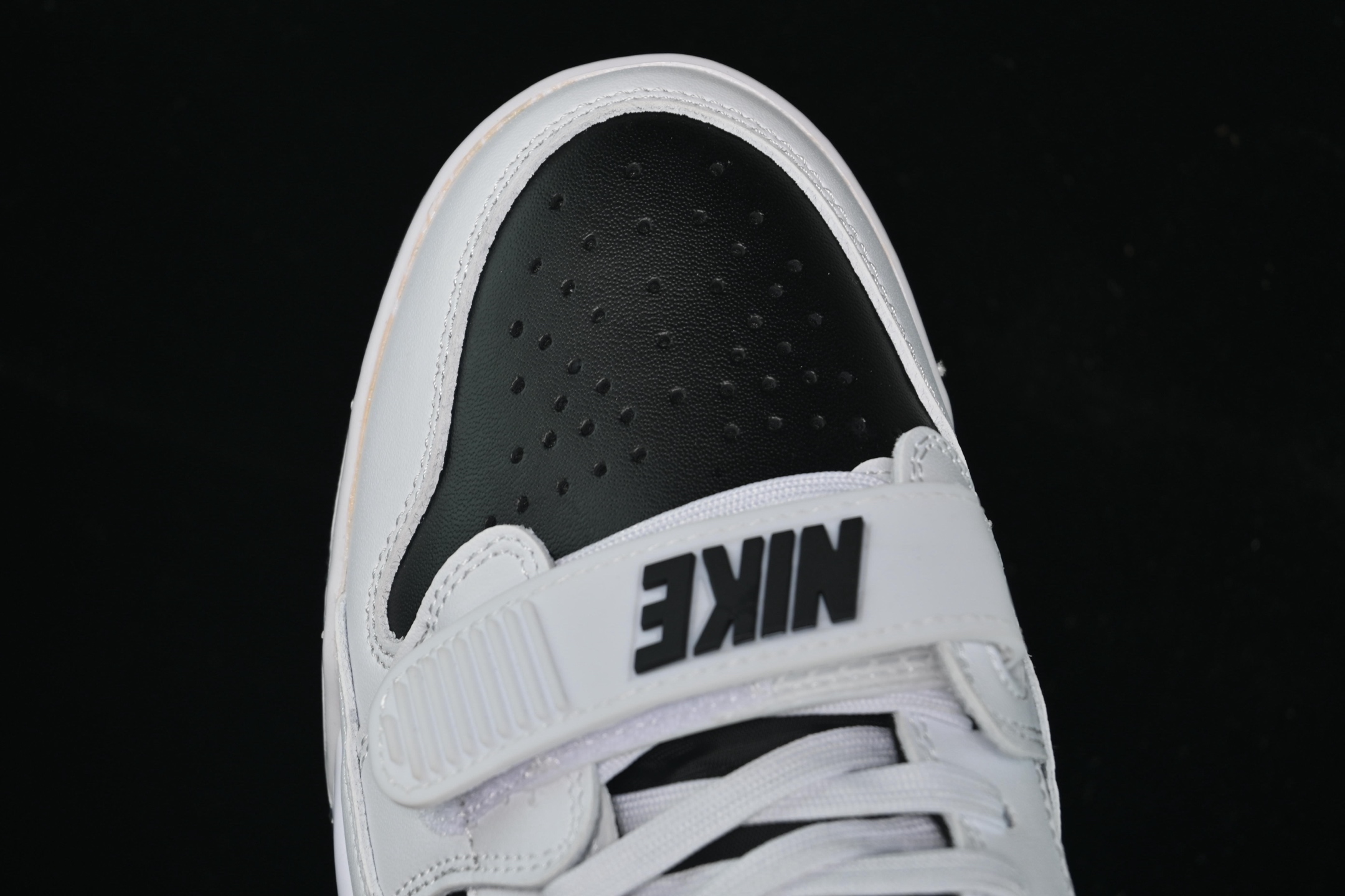 💰200真标💰240公司级💰280纯原
 Air Jordan Legacy 312 Low AJ312 乔312 头层 魔术贴三合一板鞋 CD7069-111
尺码：36 36.5 37.5 38 38.5 39 40 40.5 41 42 42.5 43 44 44.5 45 46 ZZC3
