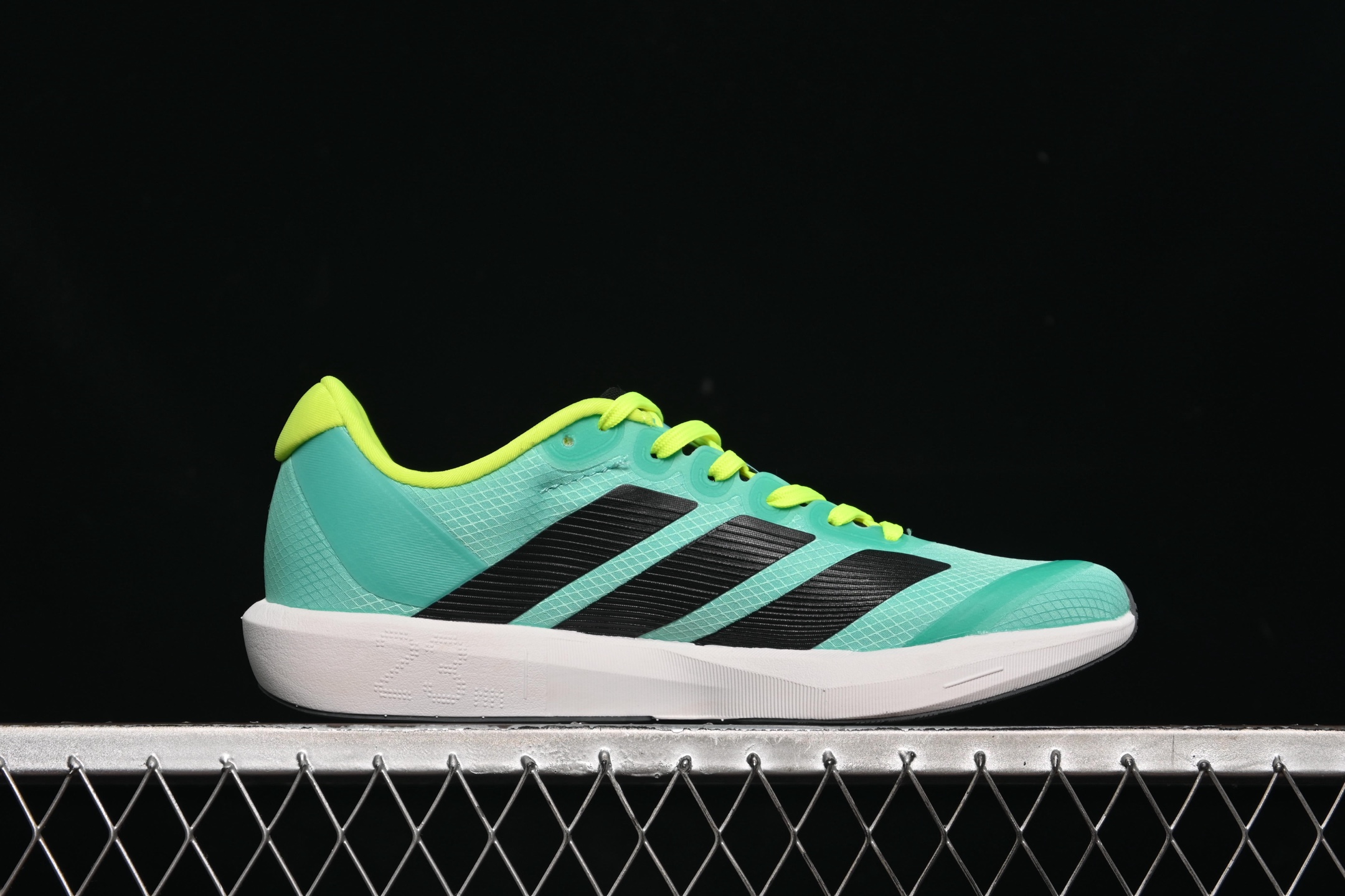 💰220纯原
 Adidas Adizero BK JP6543 阿迪透气低帮跑步鞋
尺码：36 36.5 37 38 38.5 39 40 40.5 41 42 42.5 43 44 44.5 45 N.C3