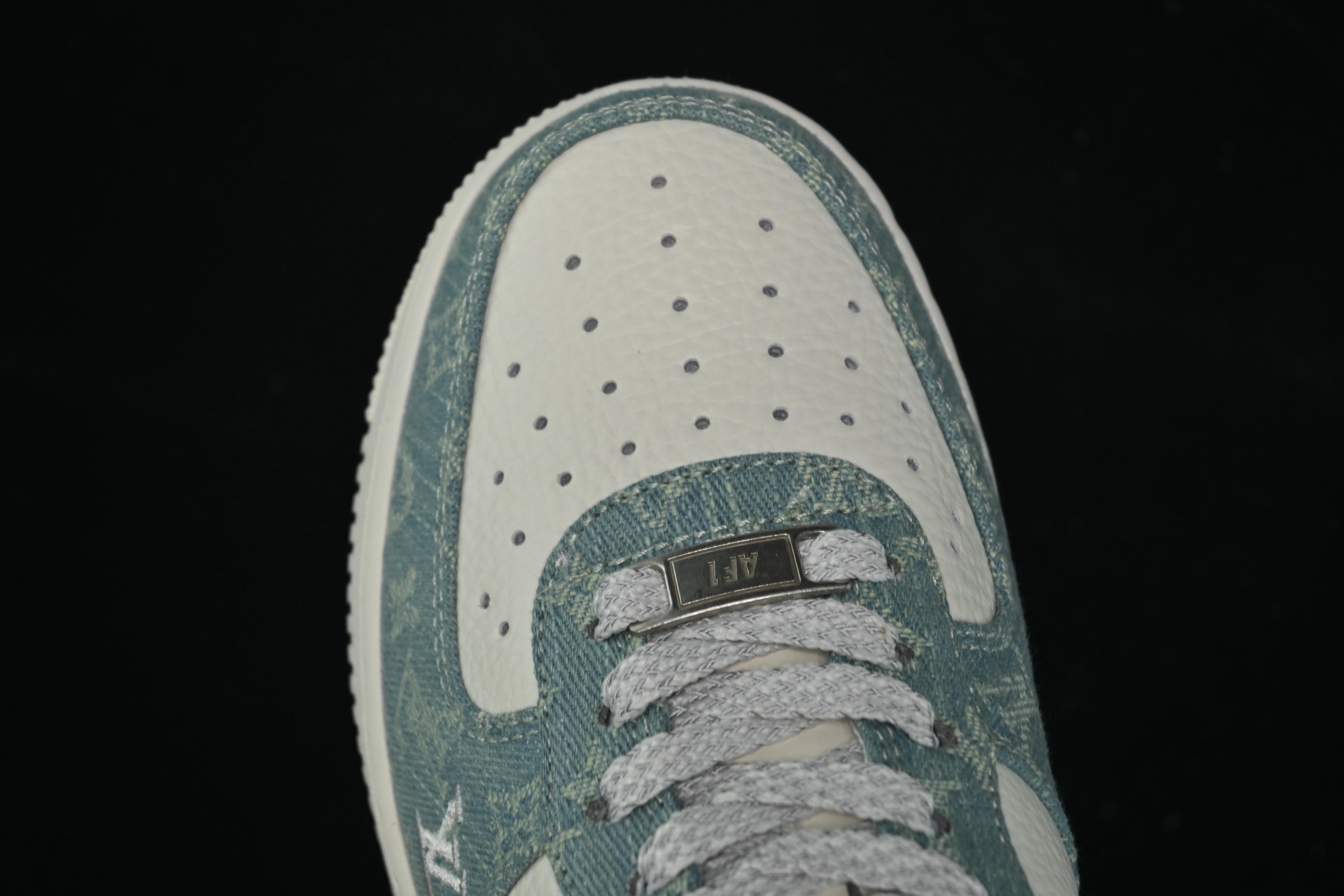 💰280纯原
Nike Air Force 1'07 Low LV联名 青色牛仔 空军一号定制休闲板鞋 SC0601-554
#原楦头原纸板 原装鞋盒 原厂鞋底 超高清洁度 细节完美
尺码:36 36.5 37.5 38 38.5 39 40 40.5 41 42 42.5 43 44 44.5 45 9.D4
