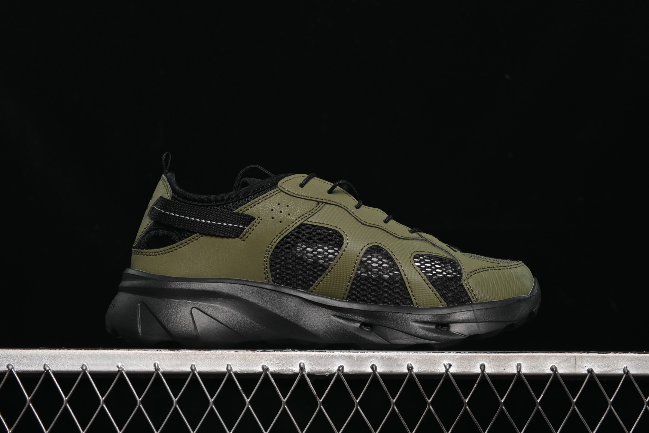 💰180纯原
New Balance 新百伦夏季透气低帮生活休闲鞋 SD2401KH
尺码：225（35-36）235（36.5-37.5）245（38-38.5）255（39-40）N.C3