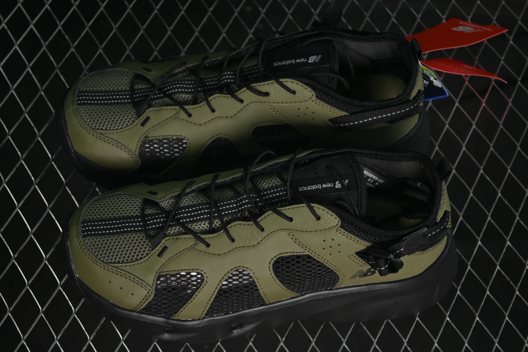 💰180纯原
New Balance 新百伦夏季透气低帮生活休闲鞋 SD2401KH
尺码：225（35-36）235（36.5-37.5）245（38-38.5）255（39-40）N.C3