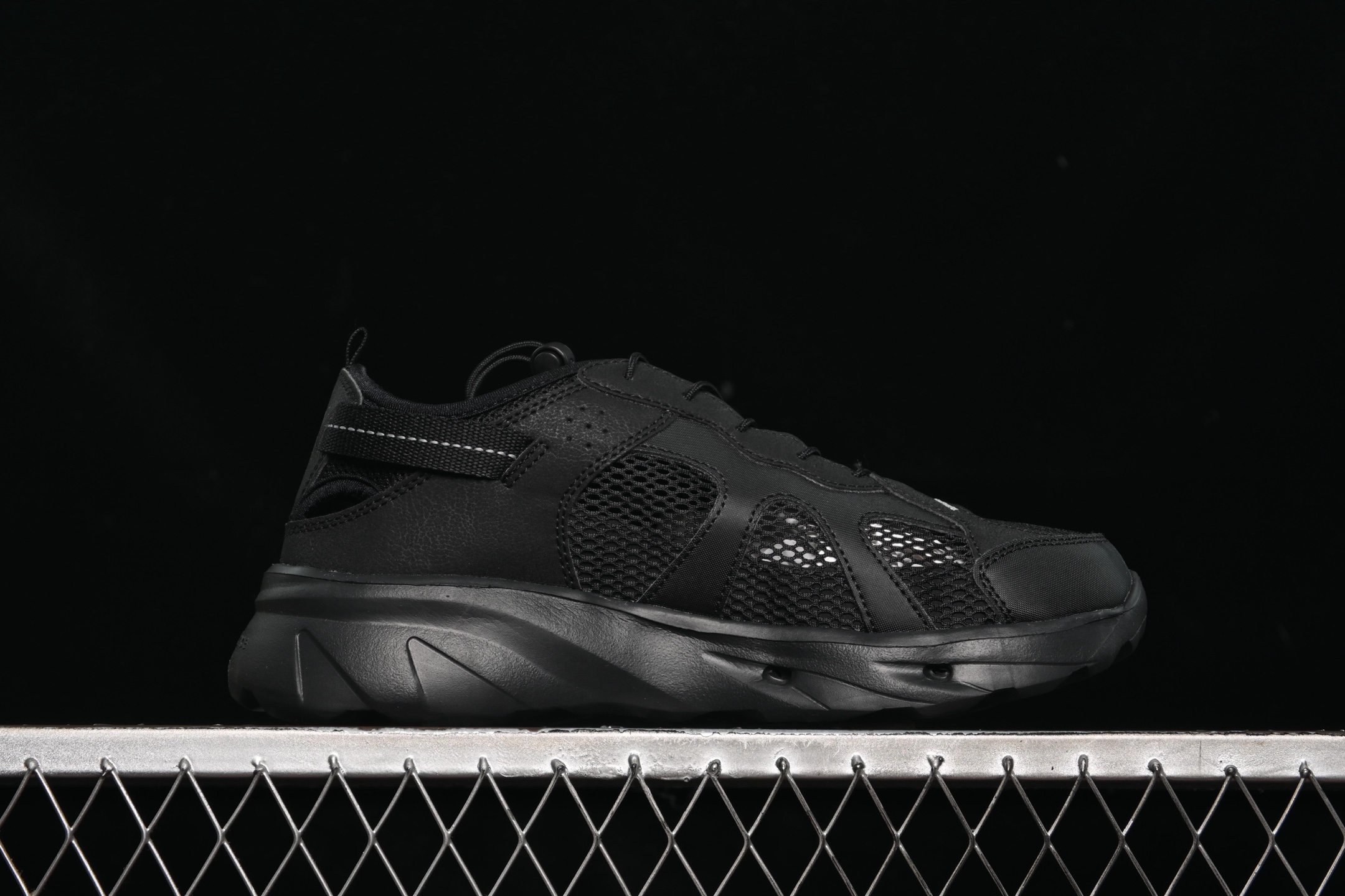 💰180纯原
New Balance 新百伦夏季透气低帮生活休闲鞋 SD2401BK
尺码：225（35-36）235（36.5-37.5）245（38-38.5）255（39-40）N.C3