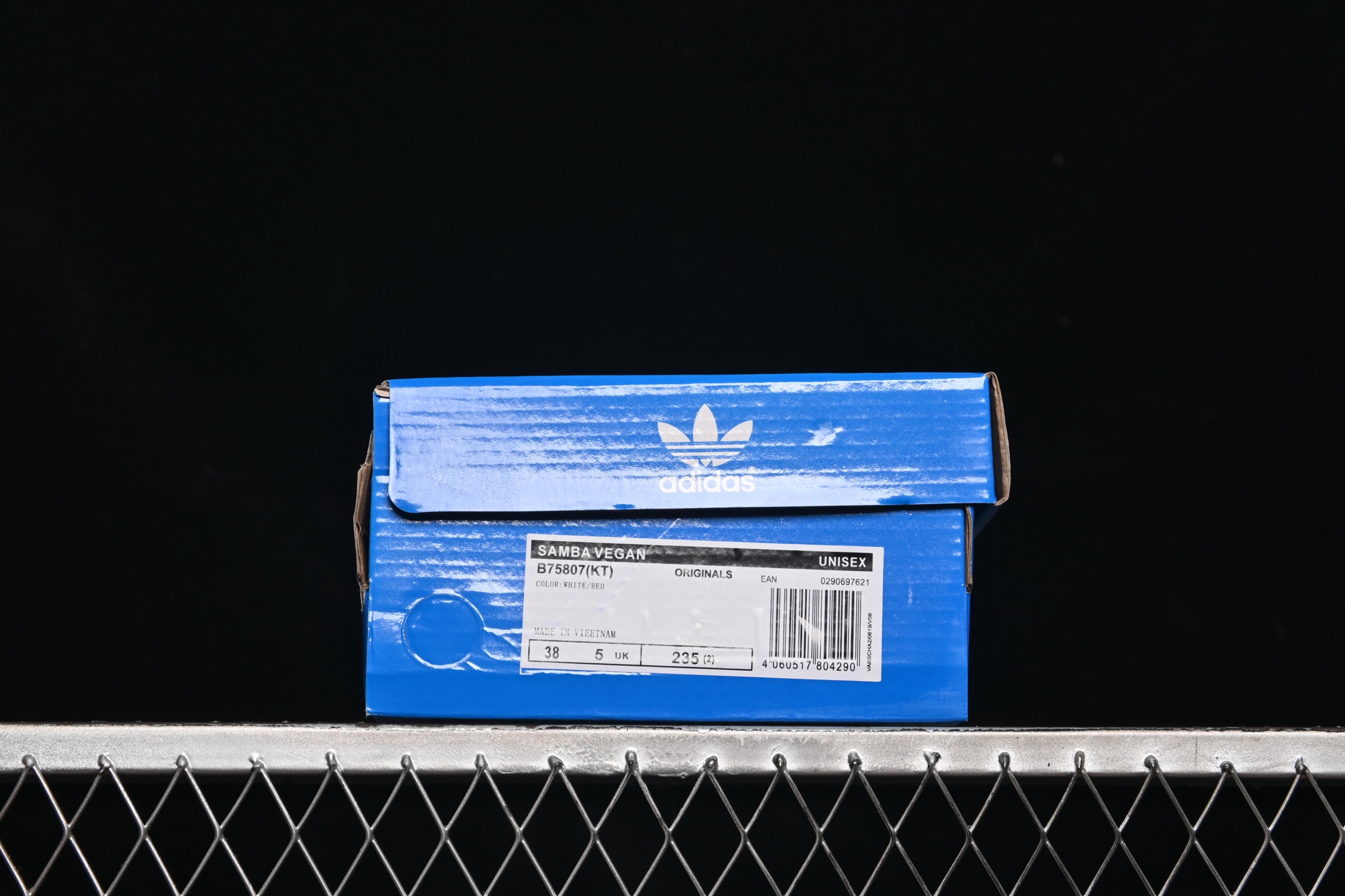 💰180纯原
 Adidas Samba OG B75807 (KT) 阿迪三叶草休闲板鞋
尺码：35 36 36.5 37 38 38.5 39 40 40.5 41 42 42.5 43 44 44.5 45 N.C3