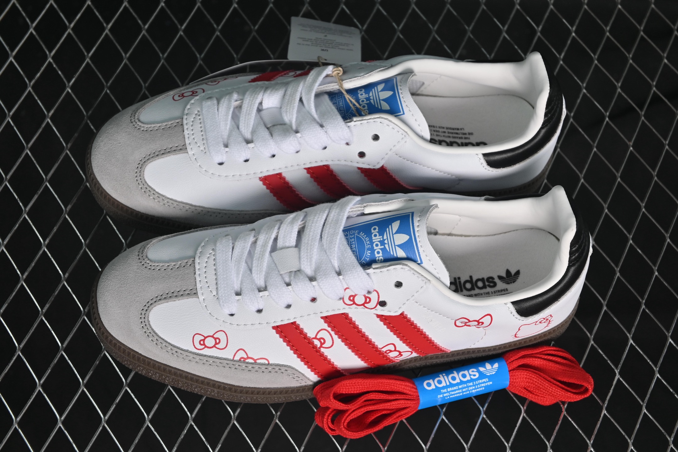 💰180纯原
Adidas Samba OG B75806 (KT) 阿迪三叶草休闲板鞋
尺码：35 36 36.5 37 38 38.5 39 40 40.5 41 42 42.5 43 44 44.5 45 N.C3
