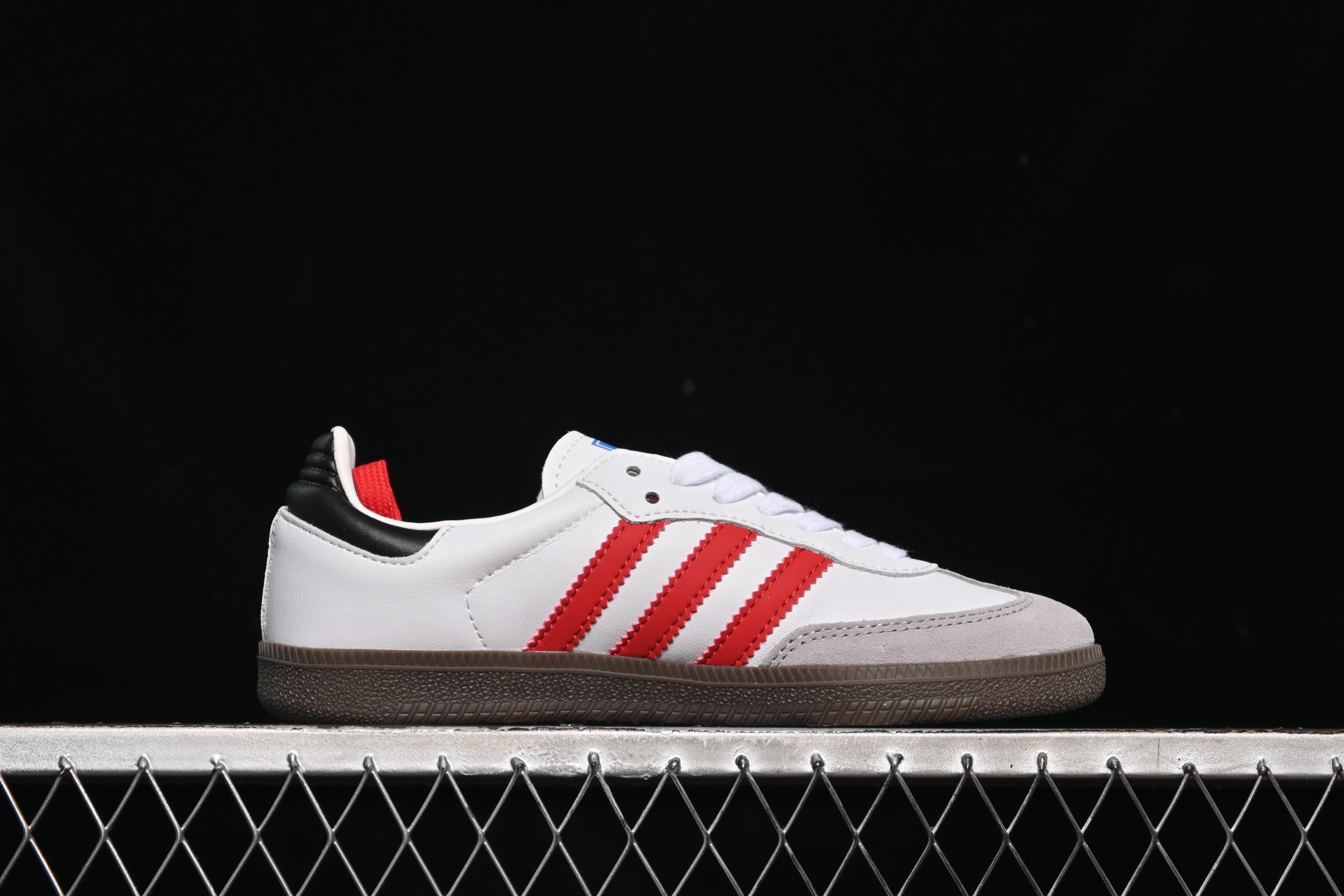 💰180纯原
Adidas Samba OG B75806 (KT) 阿迪三叶草休闲板鞋
尺码：35 36 36.5 37 38 38.5 39 40 40.5 41 42 42.5 43 44 44.5 45 N.C3