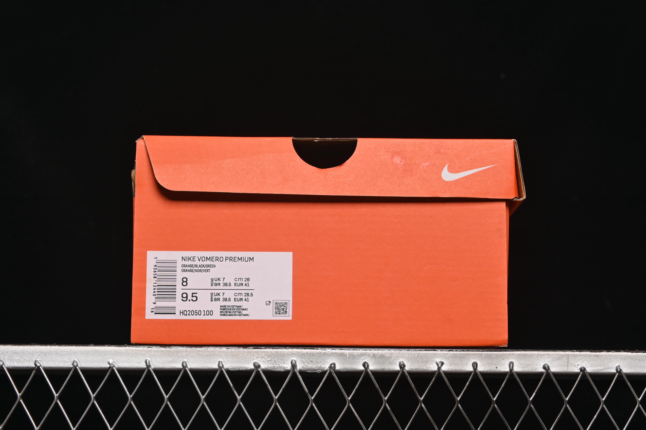 💰280纯原
 Nike Air Zoom Vomero Premium 耐克网面厚底气垫跑鞋 HQ2050-100
尺码：36 36.5 37.5 38 38.5 39 40 40.5 41 42 42.5 43 44 44.5 45 C.D4