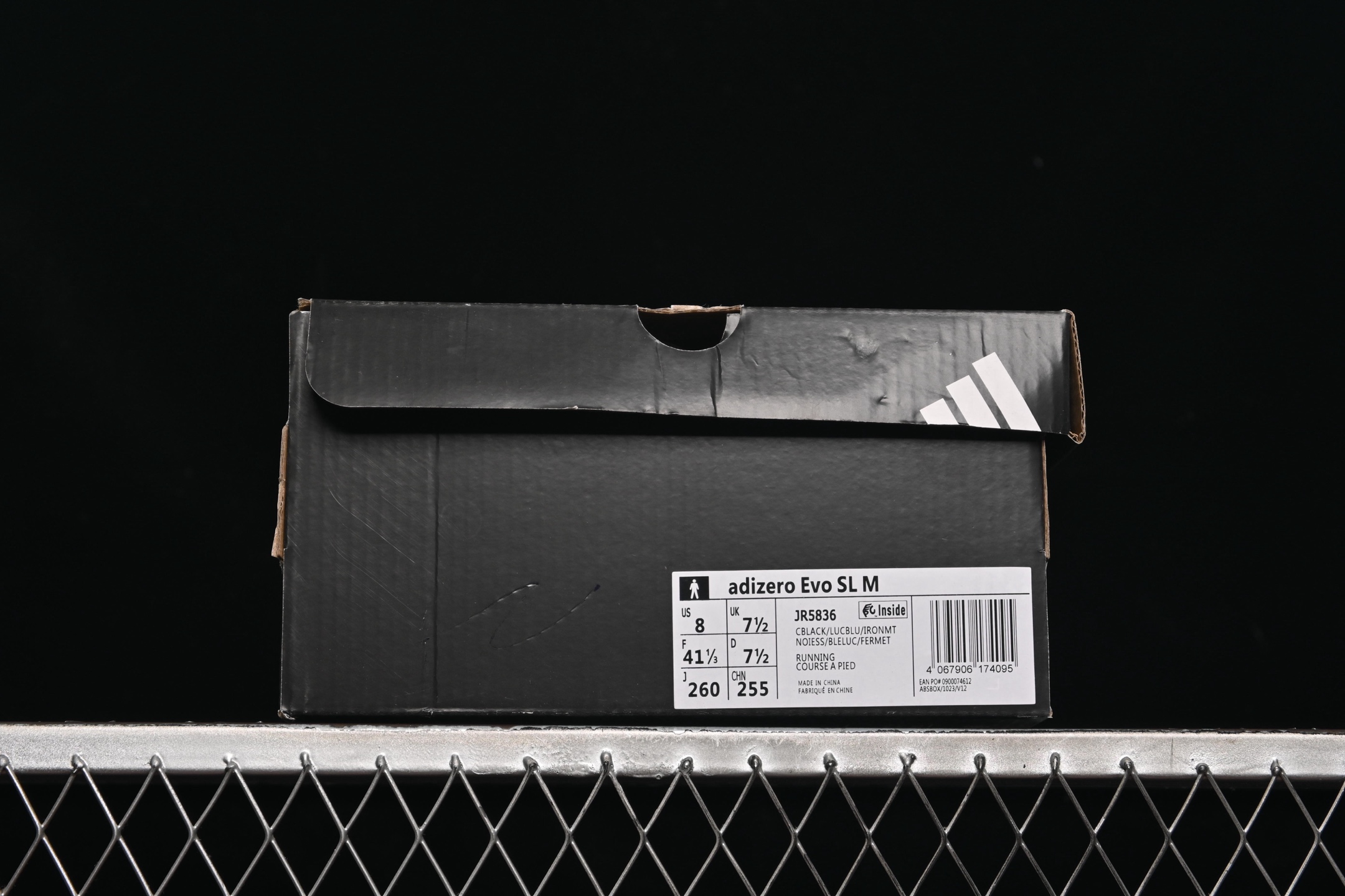 💰240纯原
Adidas Adizero Evo SL JR5836 阿迪超轻透气缓震跑鞋
#以令人难以置信的138克重量,刷新了跑鞋轻量化的记录,阿迪在材料科学和工艺技术上的深厚积累。
#全新鞋款采用Lightweight Upper材料,让穿着者几乎能够体验到一种"裸足"的感觉
尺码:36 36.5 37 38 38.5 39 40 40.5 41 42 42.5 43 44 44.5 45 N.C3