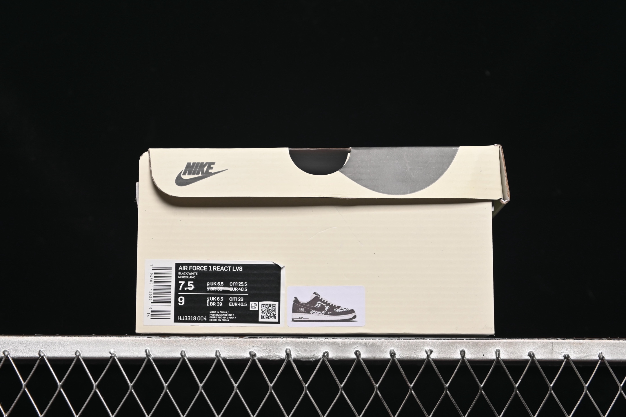 💰280纯原
Nike Air Force 1'07 Low 巴黎世家联名 雪山米白黑 空军一号低帮休闲板鞋 HJ3318-004
#原楦头原纸板 原装鞋盒 定制五金配件 内置全掌气垫 原厂鞋底
尺码:36 36.5 37.5 38 38.5 39 40 40.5 41 42 42.5 43 44 44.5 45 9.D4