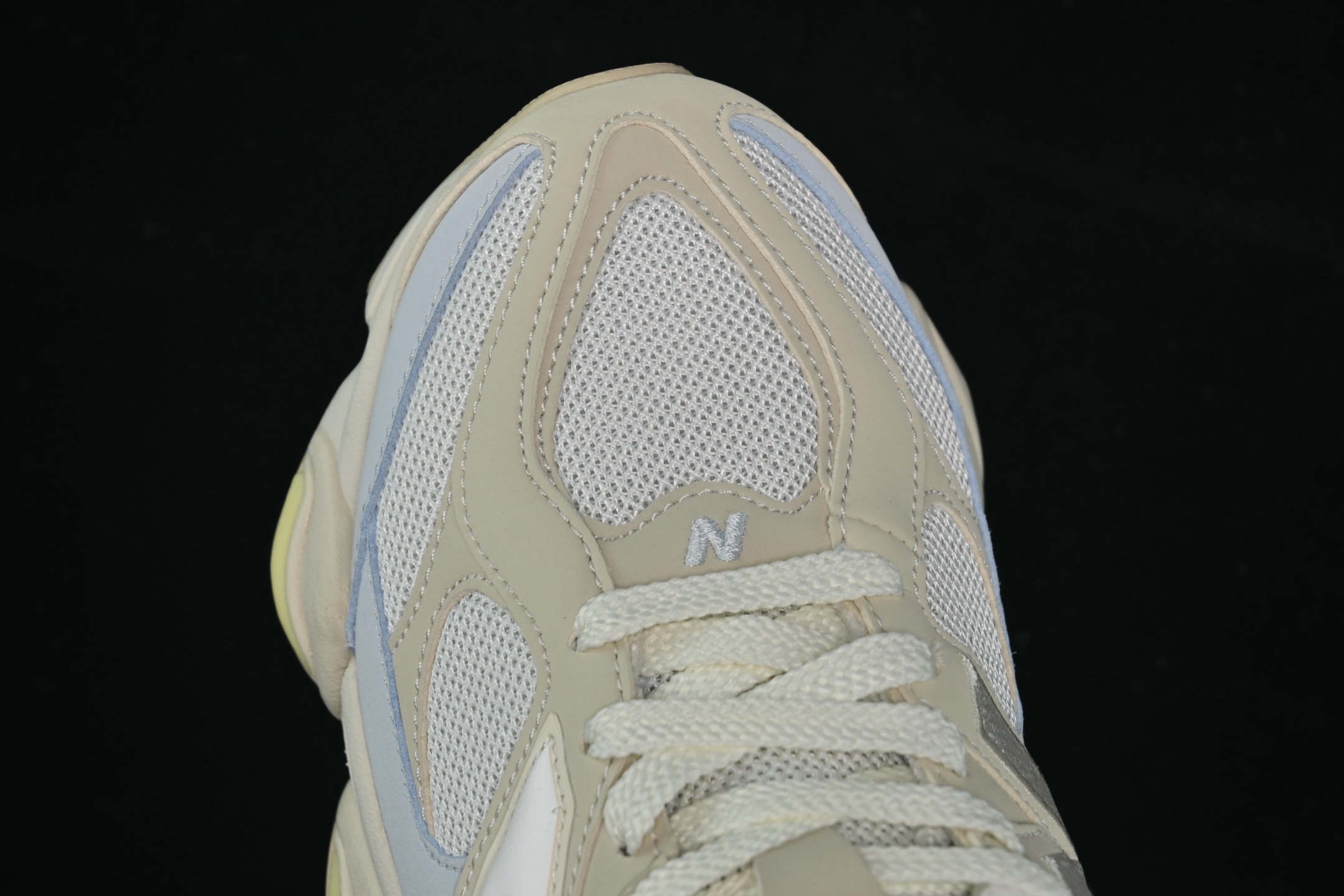 纯原 New Balance NB9060 联名款 复古休闲运动慢跑鞋 U9060JDS
#鞋款灵感