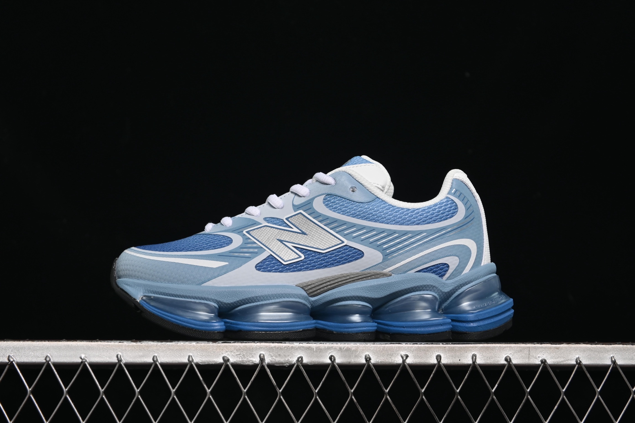  纯原 New Balance 2000系列复古老爹风休闲运动慢跑鞋 U2000。BB
尺码：36 3