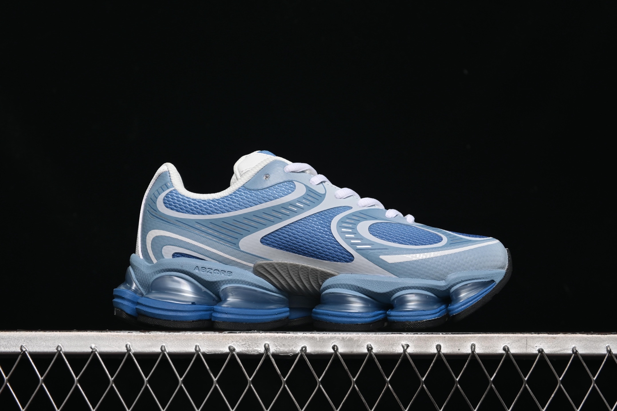  纯原 New Balance 2000系列复古老爹风休闲运动慢跑鞋 U2000。BB
尺码：36 3