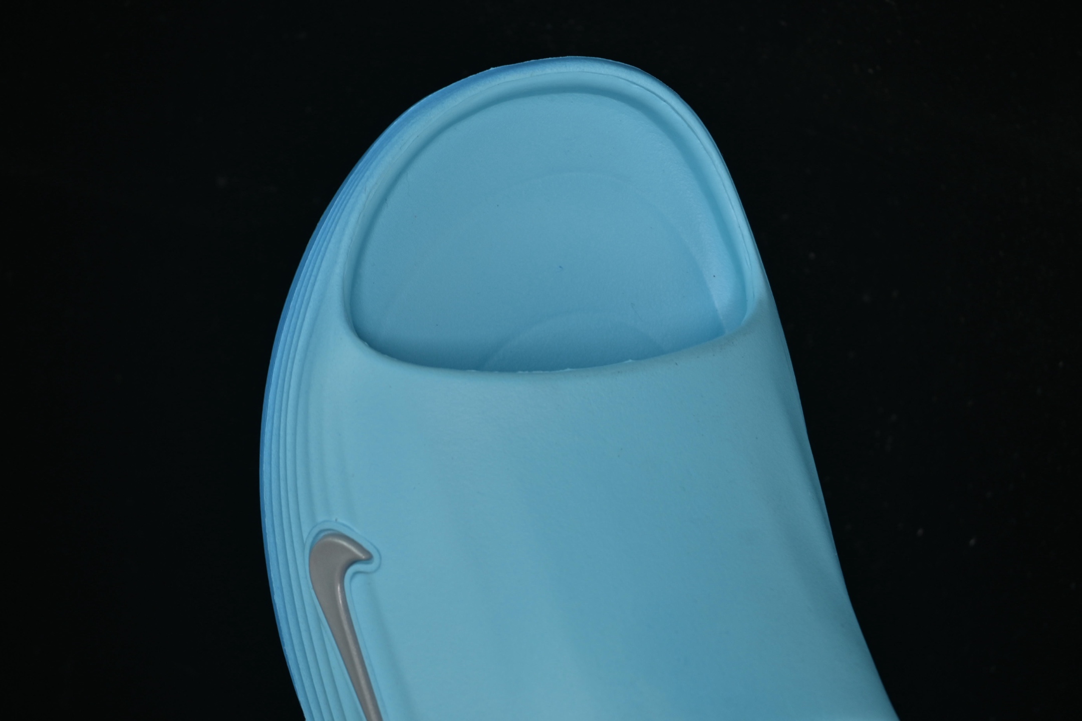 💰140纯原
 Nike ReactX Rejuven8 Slide 耐克夏日穿搭凉鞋 HV4479-400
#采用质感柔软且出众回弹的 ReactX泡绵，缔造非凡舒适的日常穿着体验，助你保持活力。
尺码：40 41 42 43 44 45 AJC3