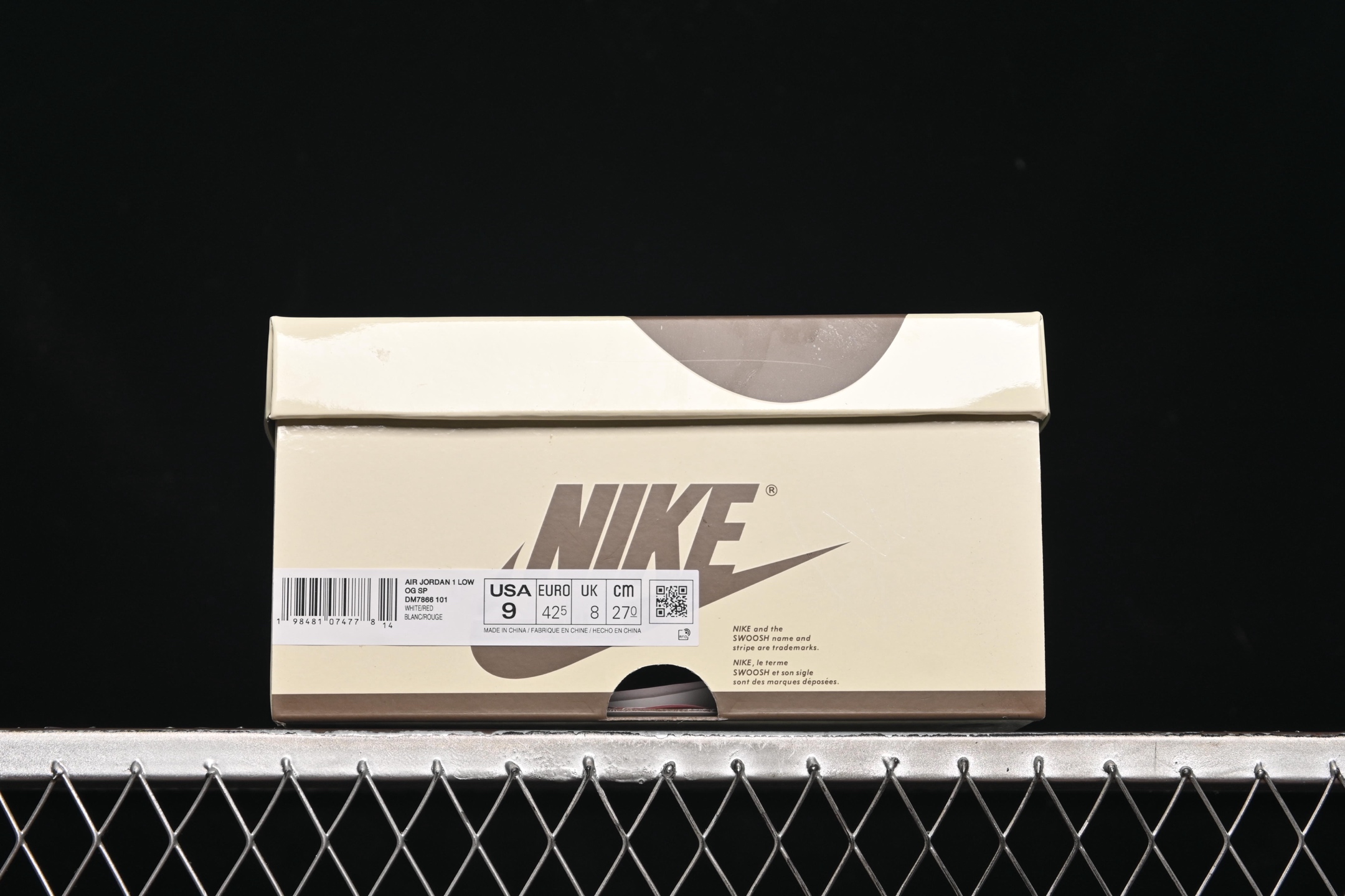 💰440顶级
Travis Scott x Air Jordan 1 Low OG AJ1 乔1倒勾低帮 DM7866-101
#天花板品质 原装版本 全身采用原厂皮料 鞋带 织唛 内标全部客供原厂 原厂数据 原厂楦头纸板打造 每个细节都对位原鞋
尺码:36 36.5 37.5 38 38.5 39 40 40.5 41 42 42.5 43 44 44.5 45 45.5 46 47.5 48.5 LWE5