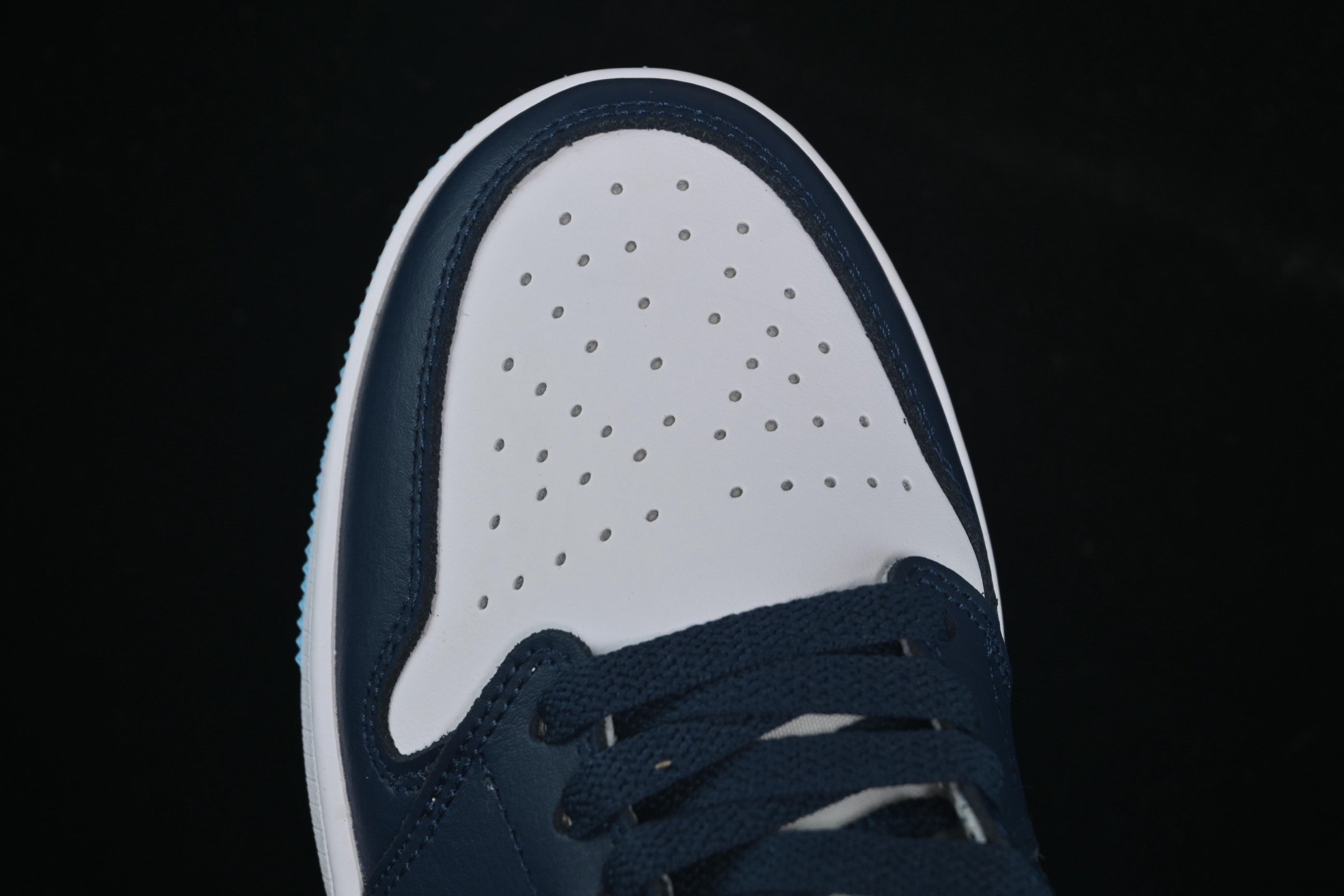 💰160真标💰200公司级💰240纯原
Air Jordan 1 Low AJ1 乔1蓝白黑勾 低帮文化休闲板鞋 553558-149
尺码:36 36.5 37.5 38 38.5 39 40 40.5 41 42 42.5 43 44 44.5 45 46 ZZC3