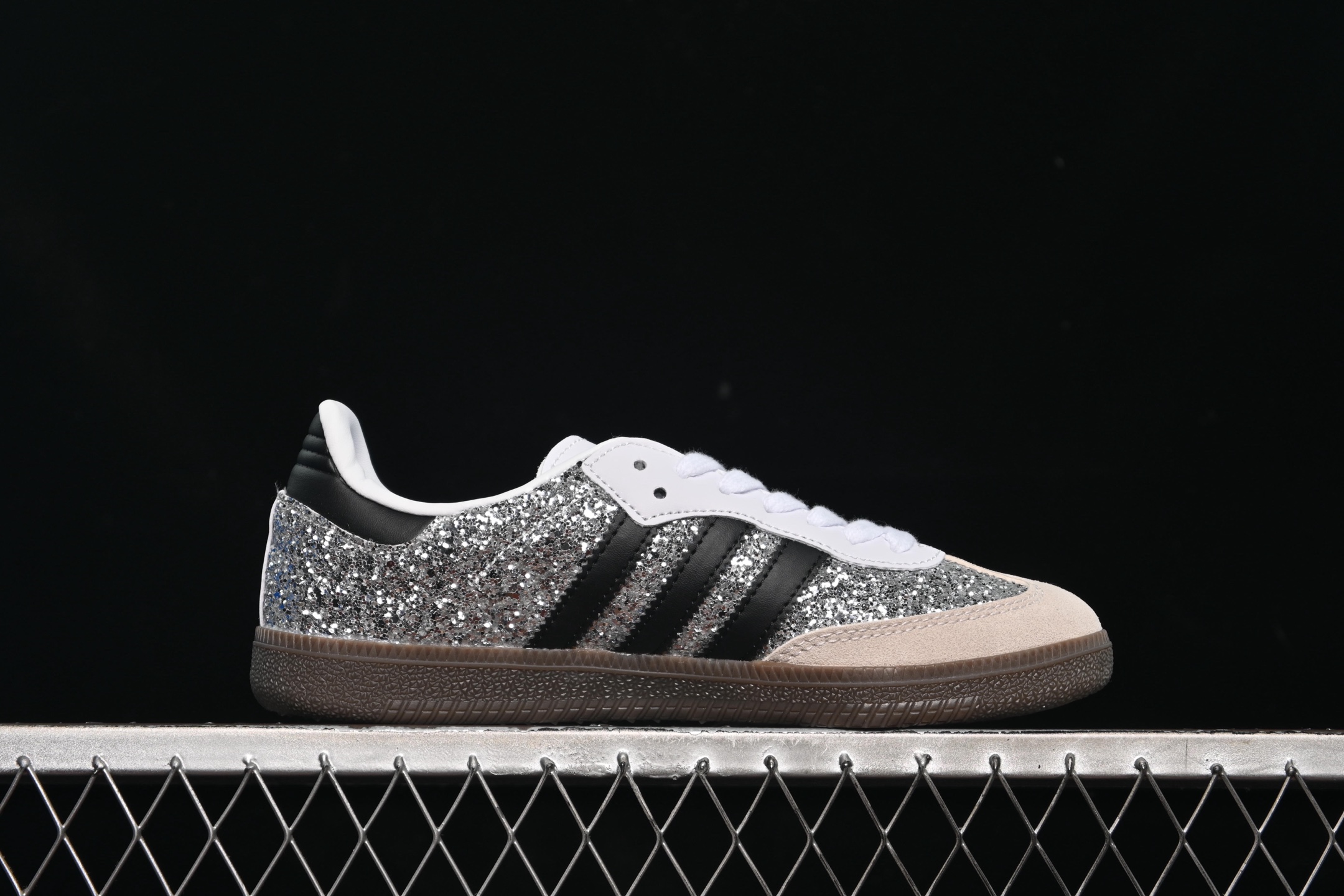 Adidas Samba OG B75809 阿迪三叶草休闲板鞋尺码：36 36.5 37 38 38.