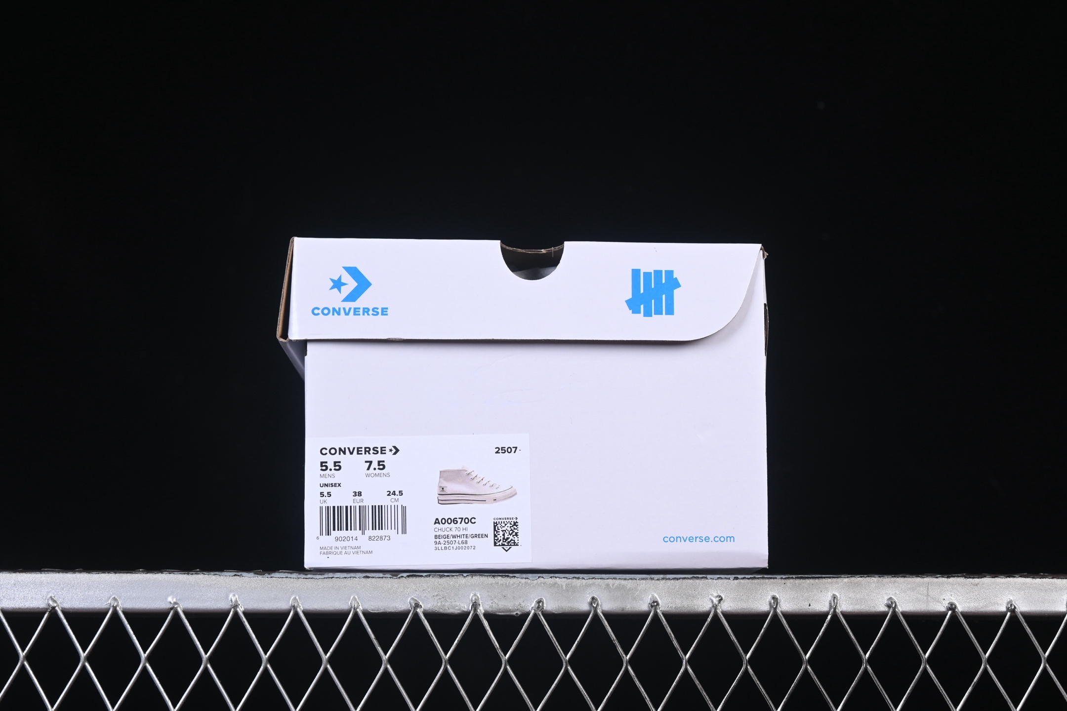 💰140纯原
Undefeated x Converse Half Chuck 70 Mid 匡威限定高帮休闲板鞋 A00670C
尺码：35 36 36.5 37 37.5 38 39 39.5 40 41 41.5 42 42.5 43 44 M.C3