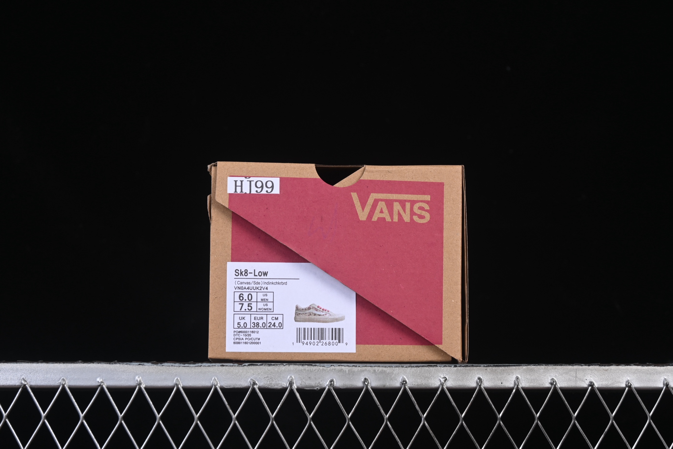 💰150纯原
Vans Sk8-Low 万斯低邦休闲滑板鞋 VN0A4UUK2V4
#工艺：硫化1:1（重量1:1、真标、原钢印、材质标、鞋型标、合格证）
尺码：35 36 36.5 37 38 38.5 39 40 40.5 41 42 42.5 43 44 M.C3