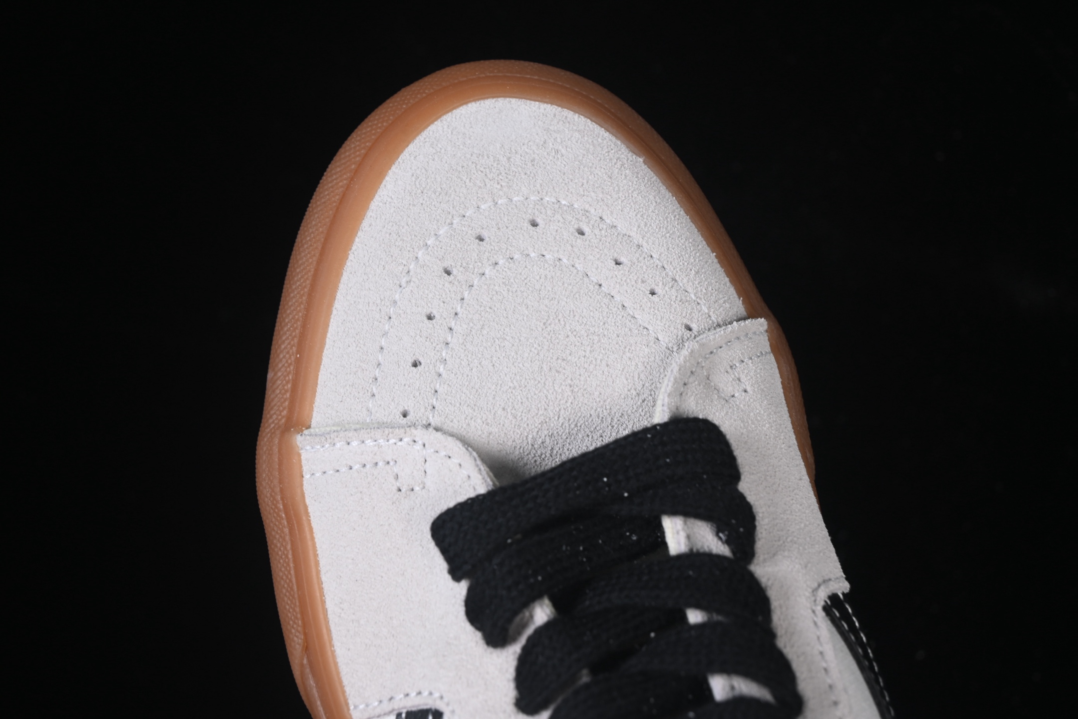💰150纯原
 Vans Sk8-Low 万斯低邦休闲滑板鞋 VN0A4UUK2V4
#工艺：硫化1:1（重量1:1、真标、原钢印、材质标、鞋型标、合格证）
尺码：35 36 36.5 37 38 38.5 39 40 40.5 41 42 42.5 43 44 M.C3
