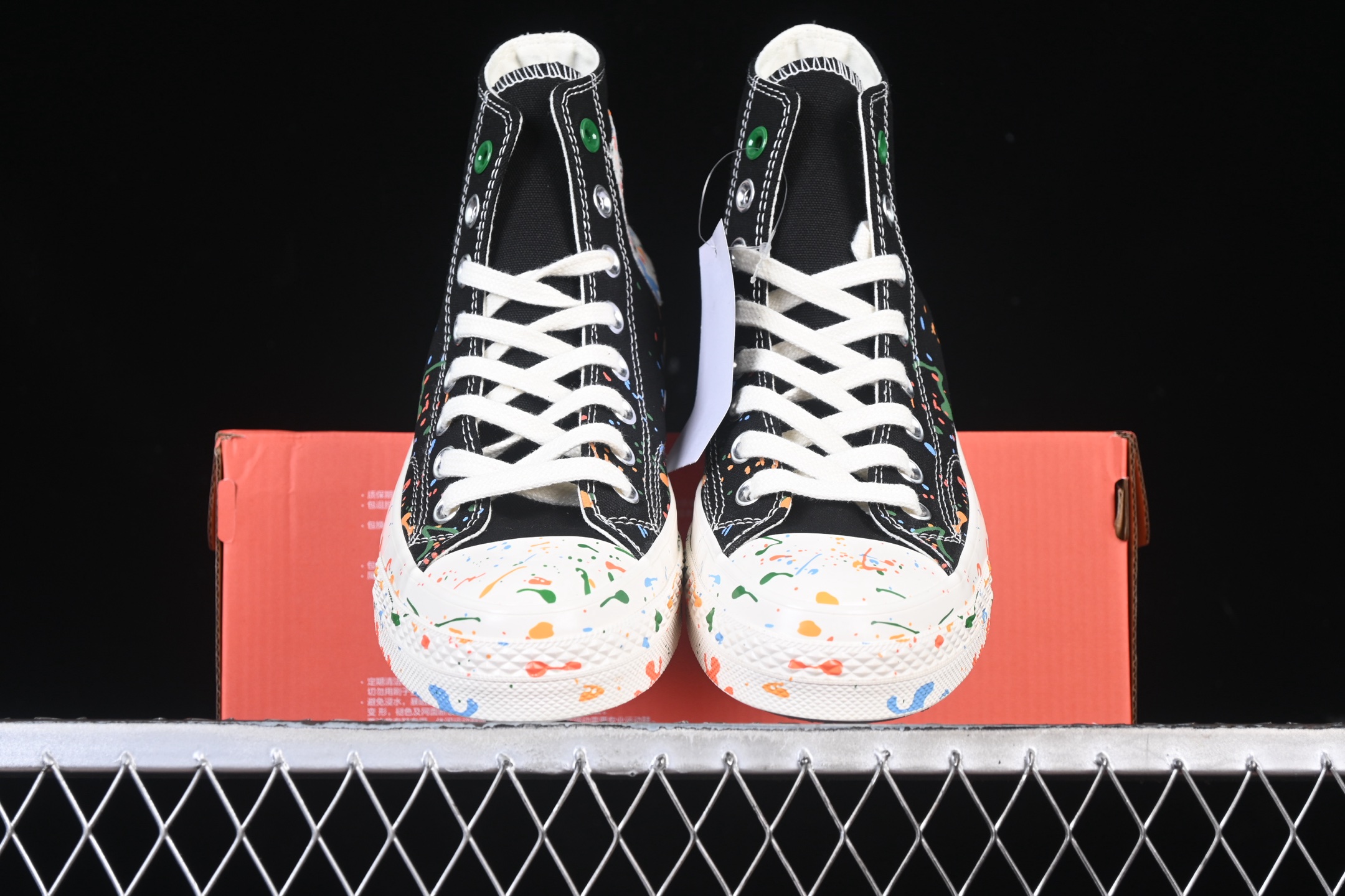 💰160纯原
 Converse 1970s 匡威喷墨涂鸦高帮休闲板鞋 A18760C
尺码：35 36 36.5 37 37.5 38 39 39.5 40 41 41.5 42 42.5 43 44 M.C3