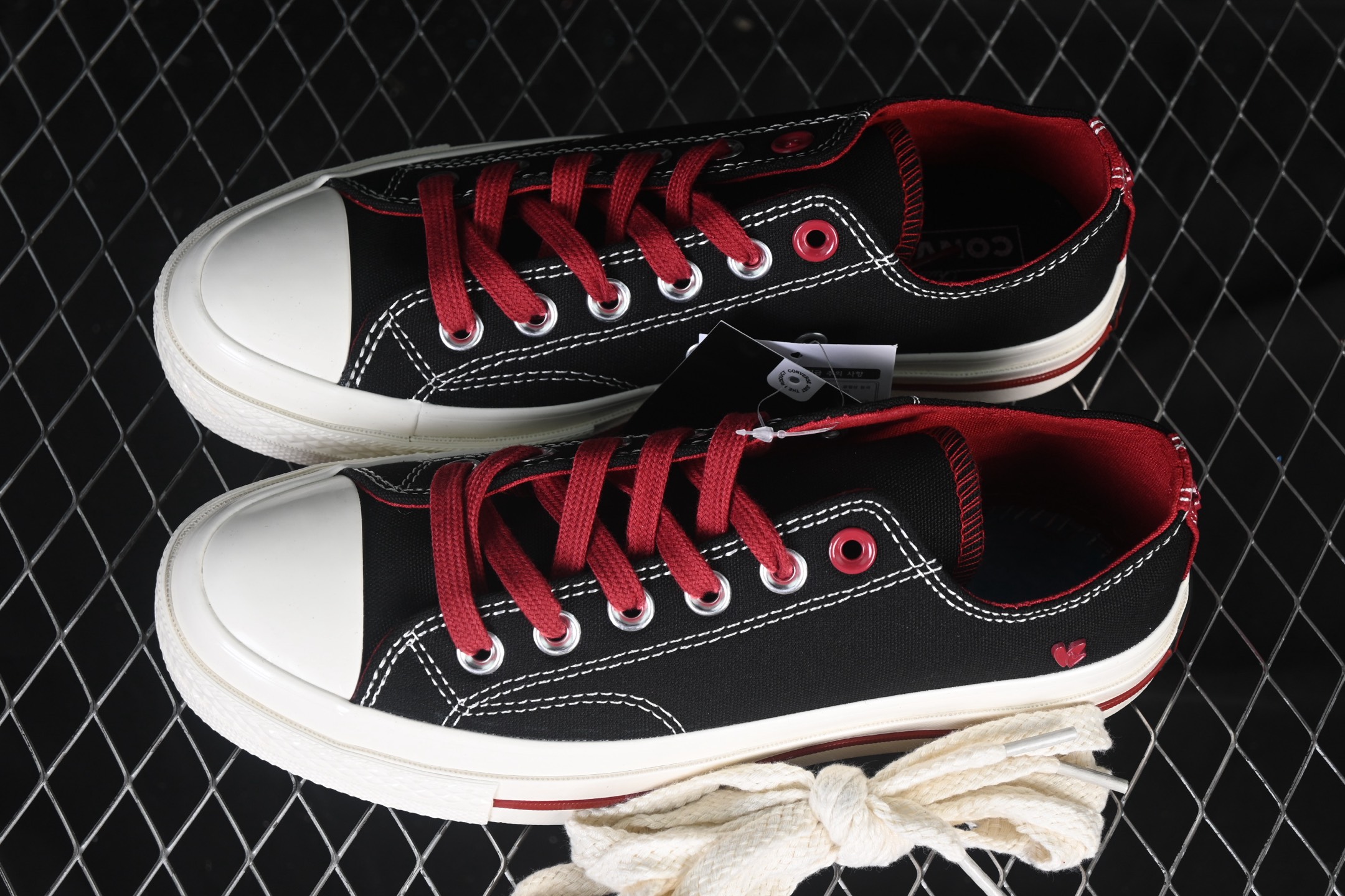 💰140纯原
Converse 1970s 匡威情人节限定低帮休闲板鞋 A16577C
尺码：35 36 36.5 37 37.5 38 39 39.5 40 41 41.5 42 42.5 43 44 M.C3
