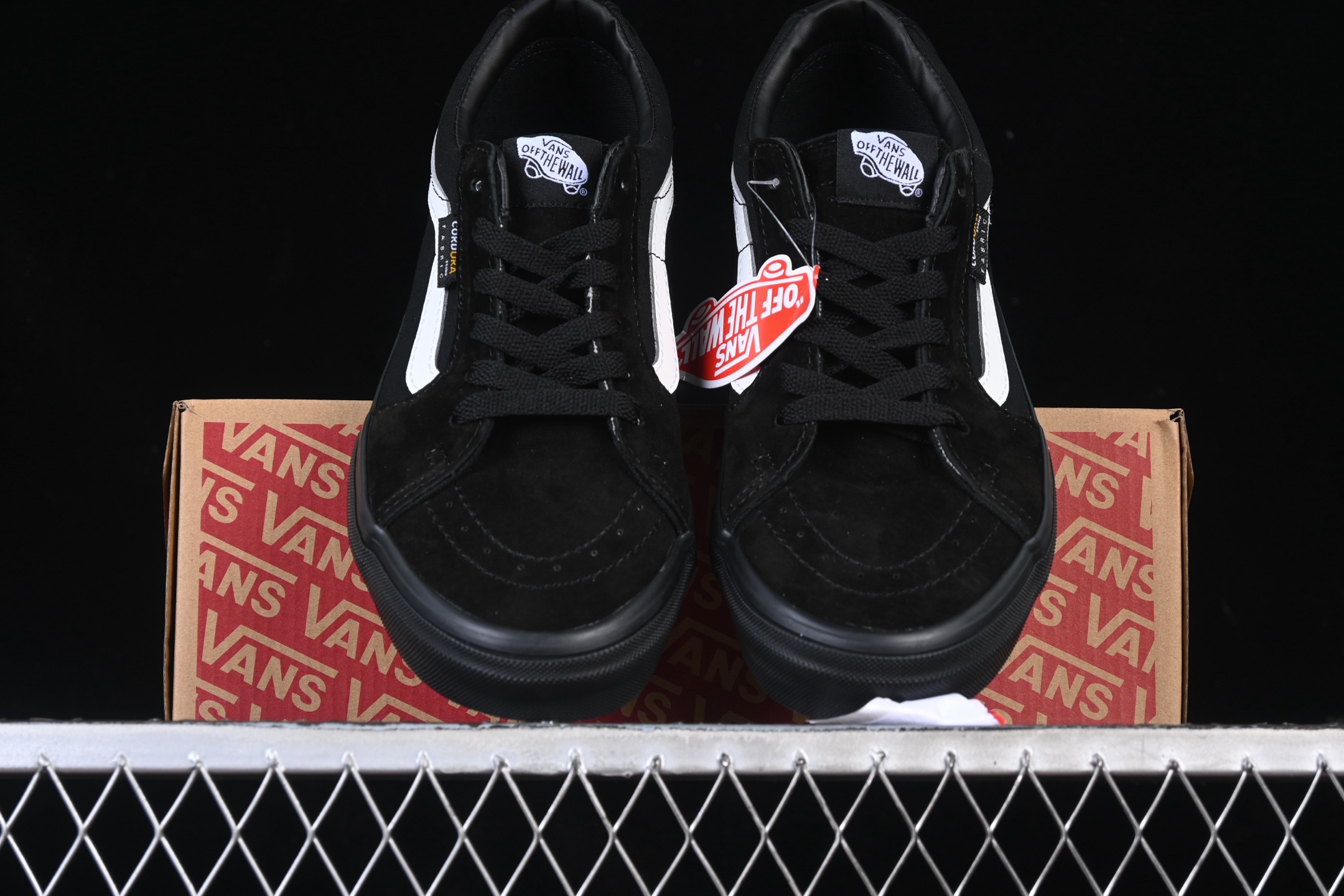 💰140纯原
Vans Sk8-Low 万斯低邦休闲滑板鞋 VN0A5KXDBLA
#工艺：硫化1:1（重量1:1、真标、原钢印、材质标、鞋型标、合格证）
尺码：35 36 36.5 37 38 38.5 39 40 40.5 41 42 42.5 43 44 M.C3