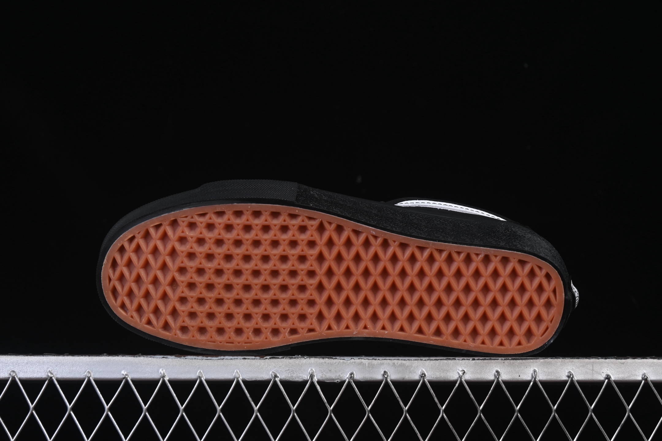 💰140纯原
Vans Sk8-Low 万斯低邦休闲滑板鞋 VN0A5KXDBLA
#工艺：硫化1:1（重量1:1、真标、原钢印、材质标、鞋型标、合格证）
尺码：35 36 36.5 37 38 38.5 39 40 40.5 41 42 42.5 43 44 M.C3