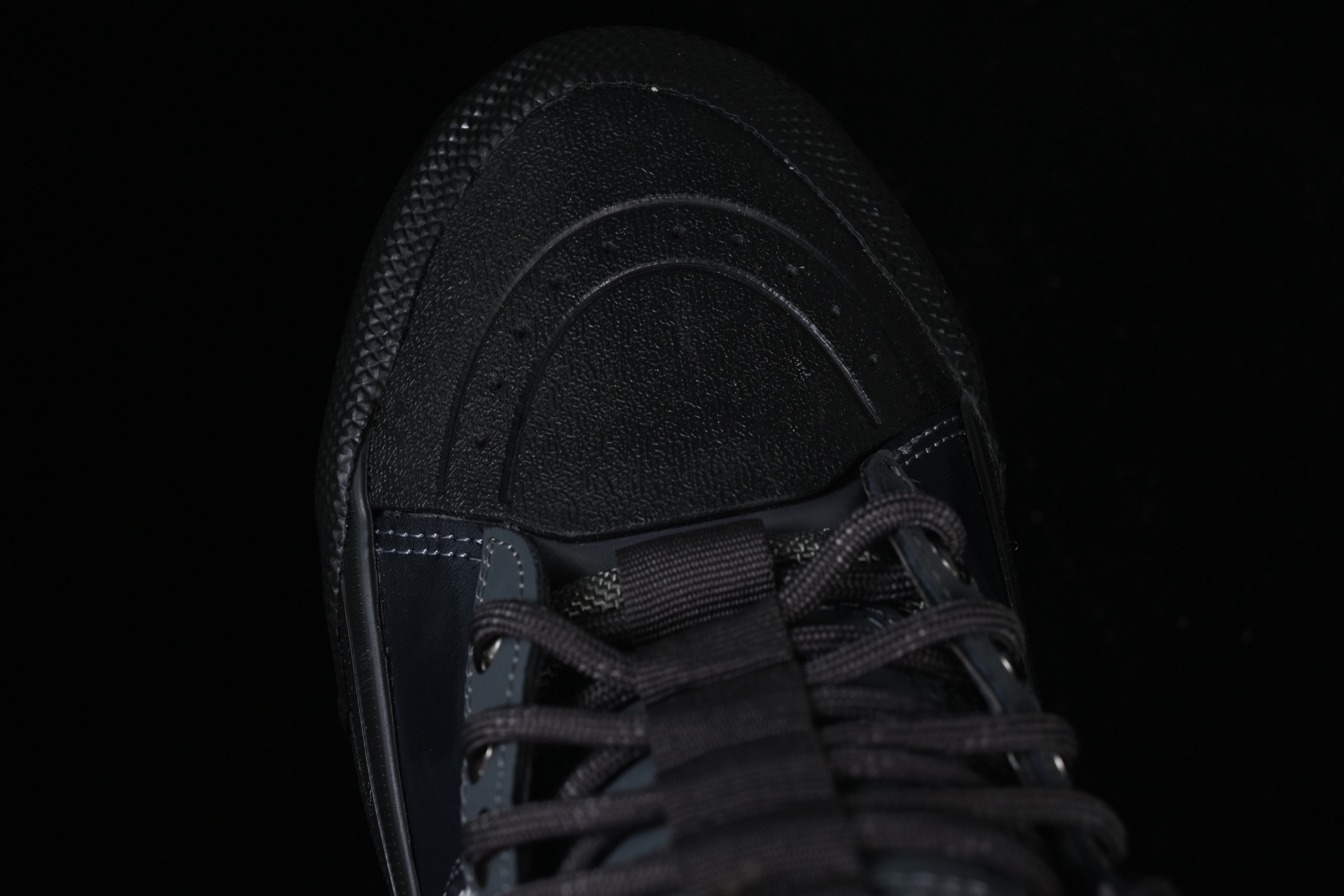 💰260纯原
 Vans Sk8-Hi Gore Te 户外探险系列圆头系带高帮户外功能休闲鞋 VN0A5I116MP
#工艺：硫化1:1（重量1:1、真标、原钢印、材质标、鞋型标、合格证）
尺码：35 36 36.5 37 38 38.5 39 40 40.5 41 42 42.5 43 44 M.C3