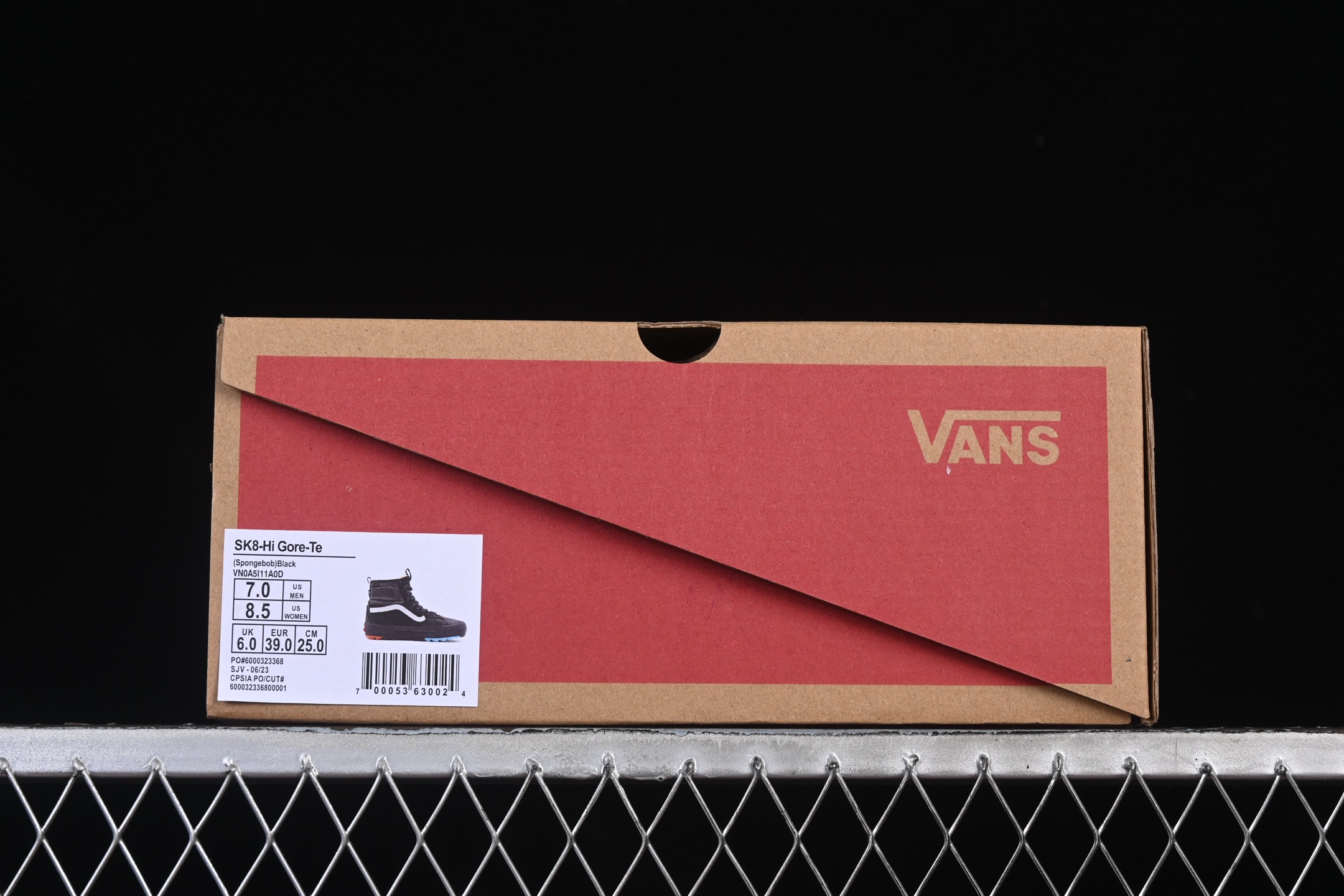 💰260纯原
Vans Sk8-Hi Gore Te 户外探险系列圆头系带高帮户外功能休闲鞋 VN0A5I11A0D
#工艺：硫化1:1（重量1:1、真标、原钢印、材质标、鞋型标、合格证）
尺码：35 36 36.5 37 38 38.5 39 40 40.5 41 42 42.5 43 44 M.C3