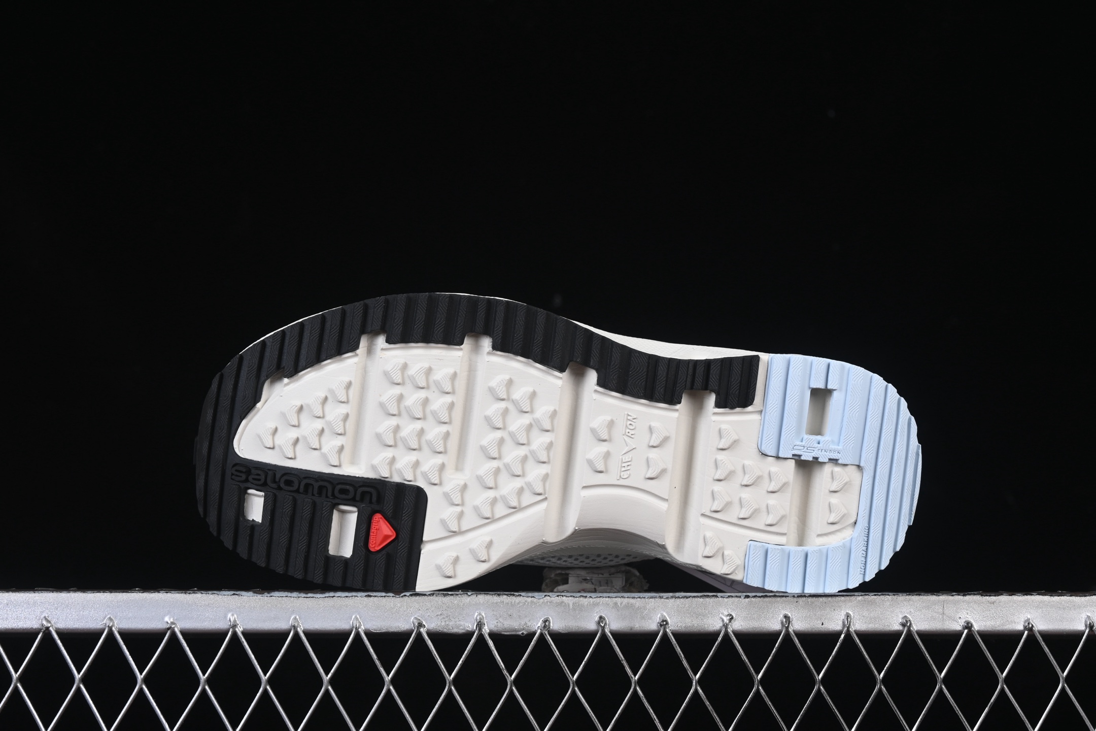 💰240纯原
 Salomon RX Slide 3.0 萨洛蒙舒适百搭防磨防滑包头拖鞋 477581-23
尺码：36 36.5 37 38 38.5 39 40 40.5 41 42 42.5 43 44 HCD4