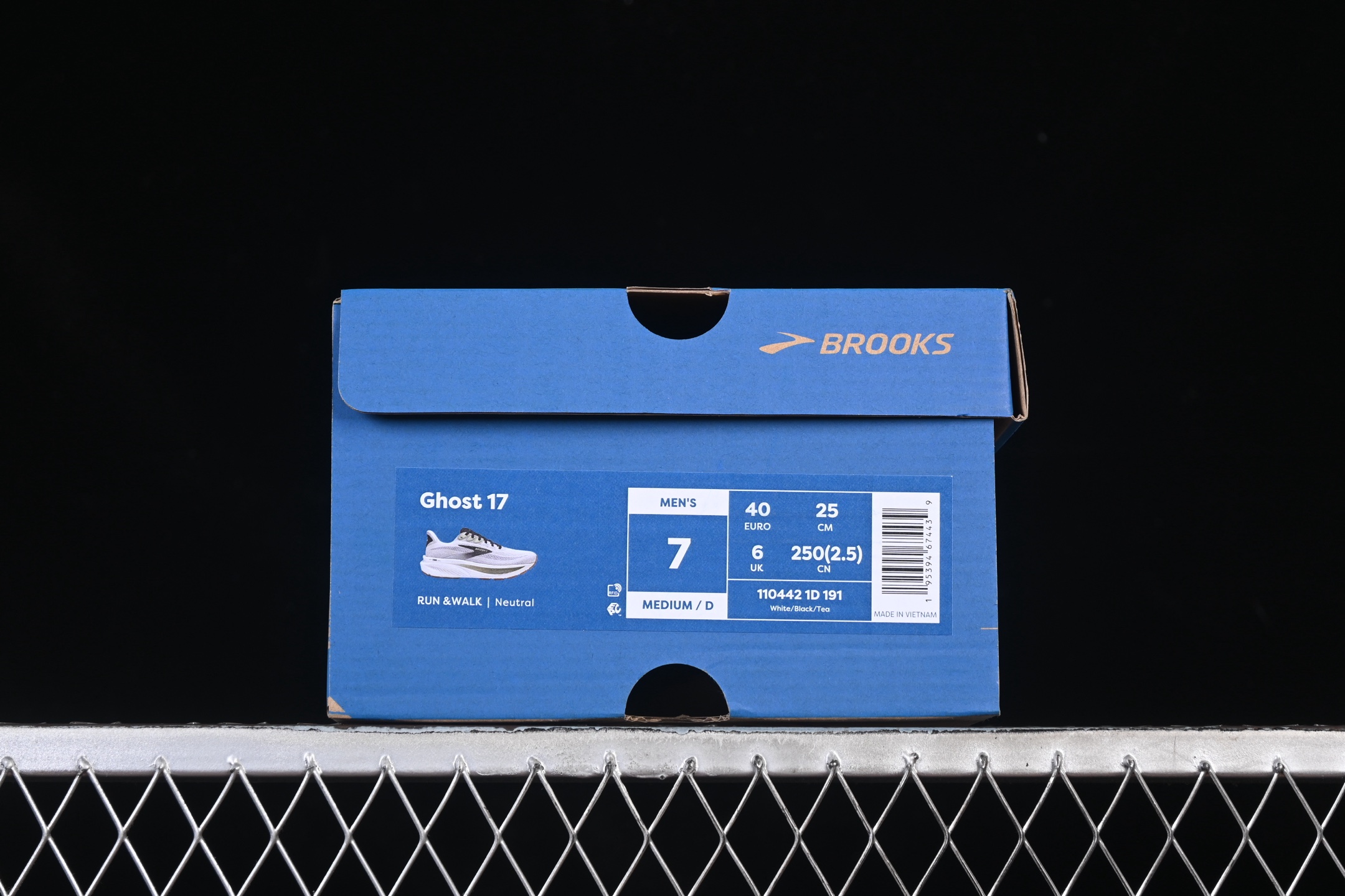 💰220纯原
 Brooks Ghost 17 布鲁克斯 减震竞速马拉松专业跑鞋 1104421D191
尺码：36 37 37.5 38 38.5 39 40 40.5 41 42 42.5 43 44 44.5 45 46 N.C3