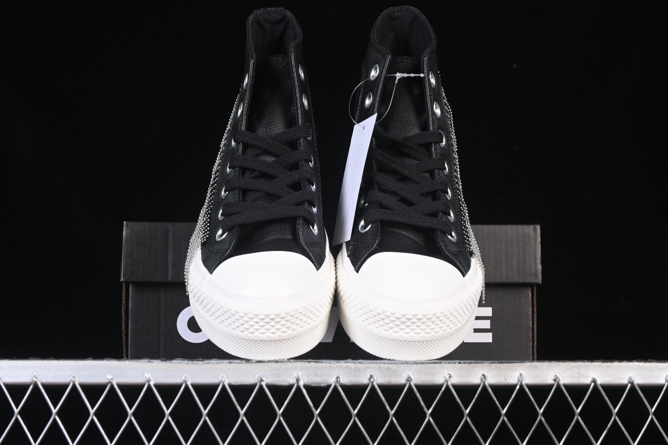 💰140纯原
 Converse Chuck 1970s 匡威高帮休闲板鞋 A15473C
#工艺：硫化1:1（重量1:1、真标、原钢印、材质标、鞋型标、合格证）
尺码：35 36 36.5 37 37.5 38 39 39.5 40 41 41.5 42 42.5 43 44 M.C3