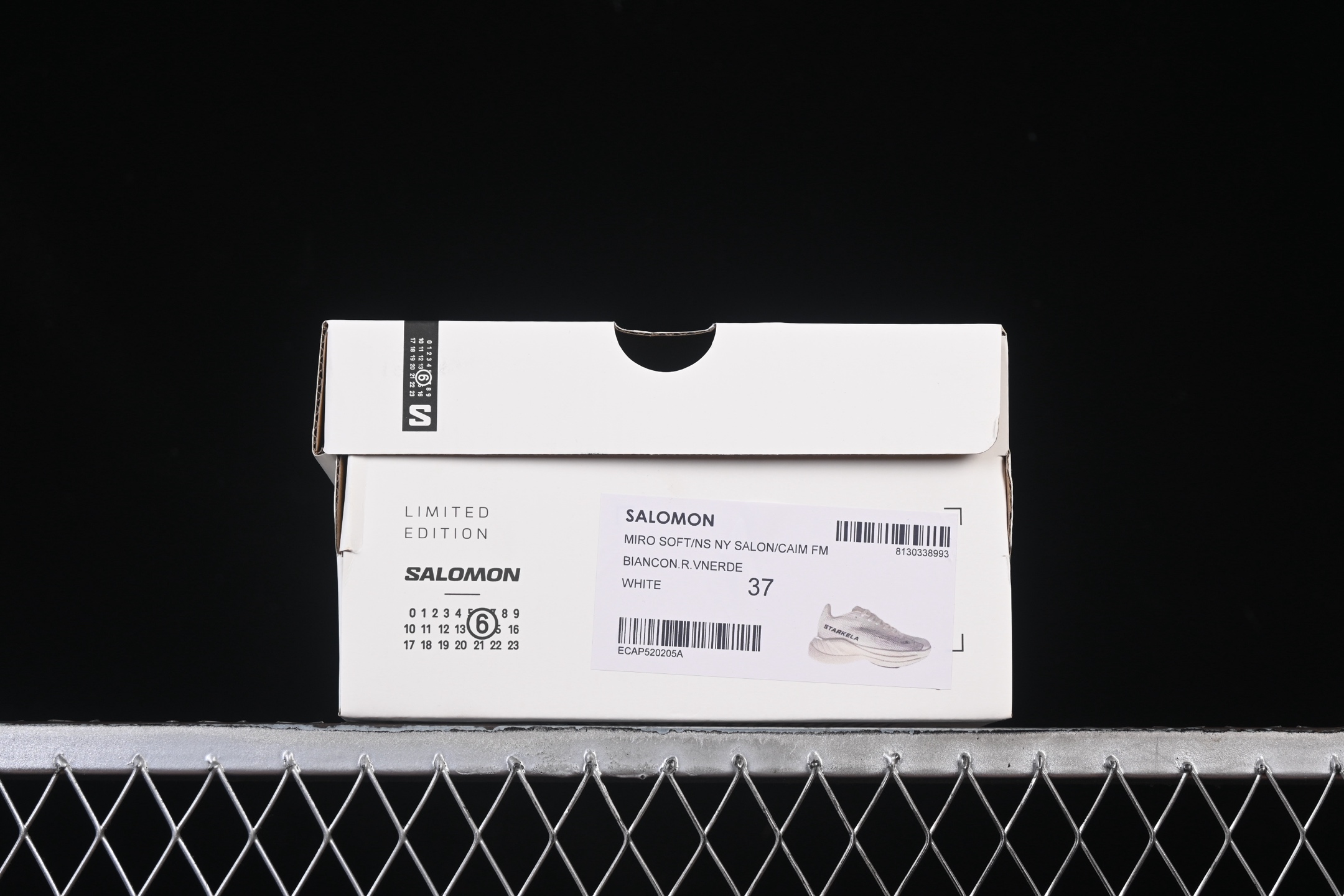 💰360纯原
 MM6 x Salomon Maison Margiela Spectur 联名款 萨洛蒙圆头系带低帮生活休闲鞋 白色
尺码：36 36.5 37 38 38.5 39 40 40.5 41 42 42.5 43 44 44.5 45 AJE5