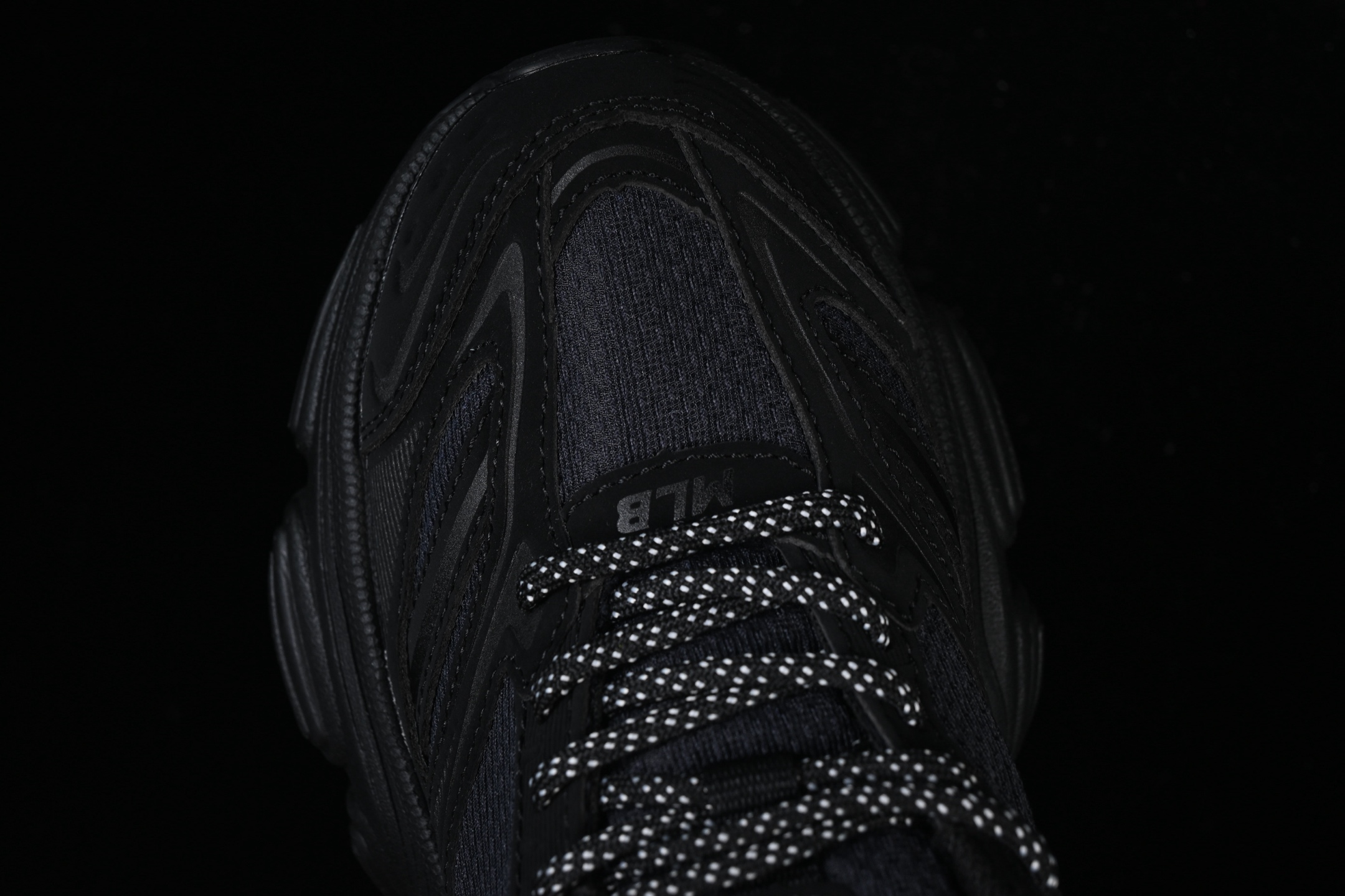 💰220纯原
NY MLB Chunky NB 纽约洋基队 增高厚底休闲跑鞋 3ASHW015N50BKD
尺码：35 36 36.5 37.5 38 38.5 39 40 40.5 41 42 42.5 43 44 44.5 45 N.C3