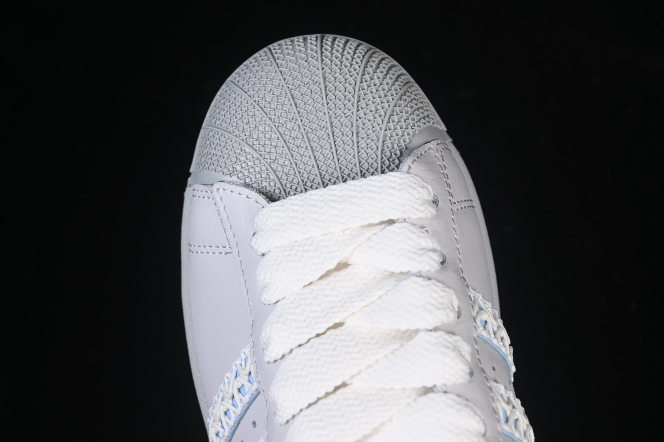 💰190纯原
 Adidas Superstar II JQ8729 贝壳头休闲板鞋
尺码：35 36 36.5 37 38 38.5 39 40 40.5 41 42 42.5 43 F.C3