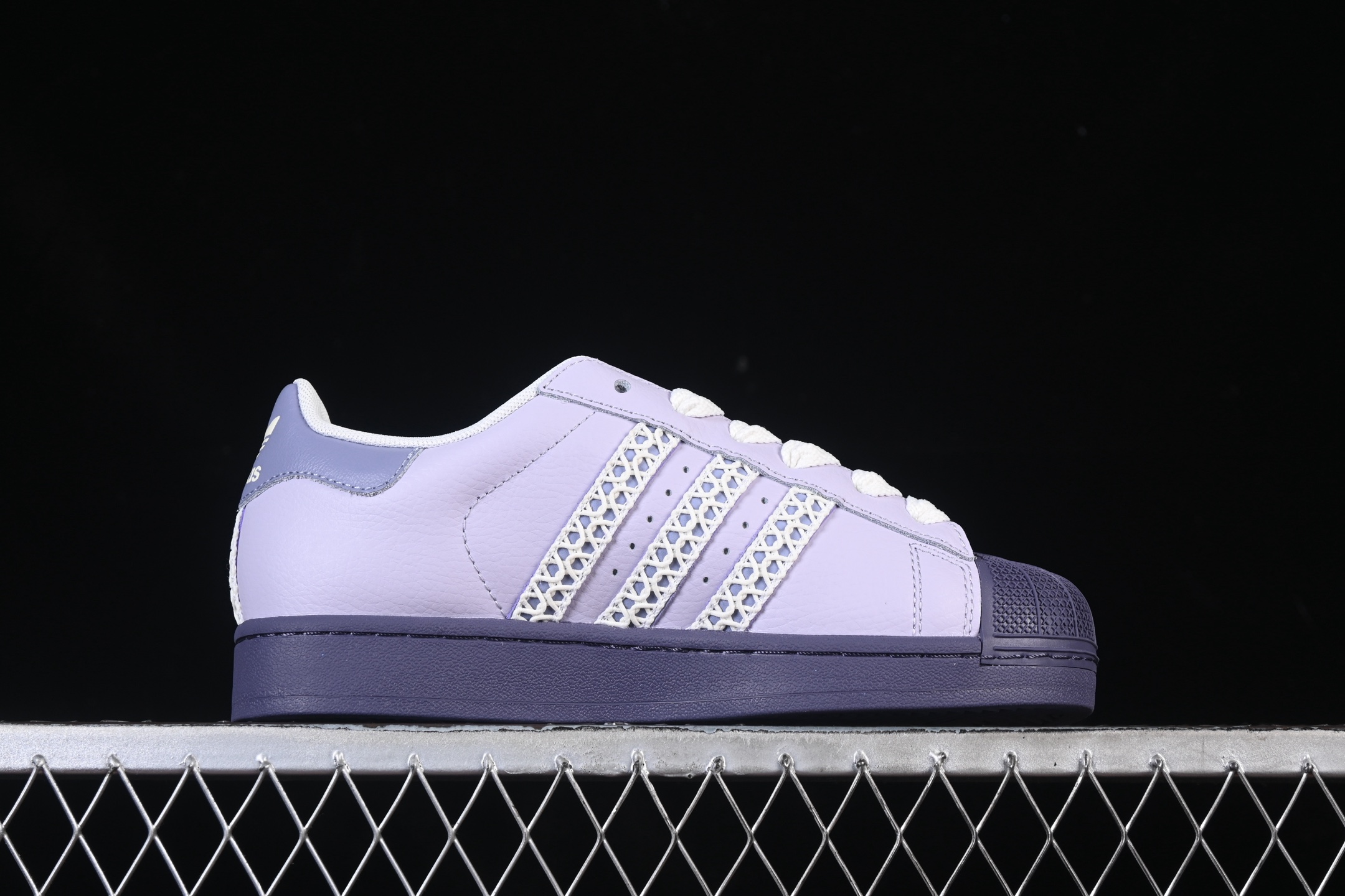 💰190纯原
 Adidas Originals Superstar II KJ4210 贝壳头休闲板鞋
#专柜同步配色 原鞋开发 正确板鞋 原材原料 细节无敌 清洁度完美 诠释最高工艺
尺码：35 36 36.5 37.5 38 38.5 39 40 40.5 41 42 42.5 43 44 44.5 45 F.C3