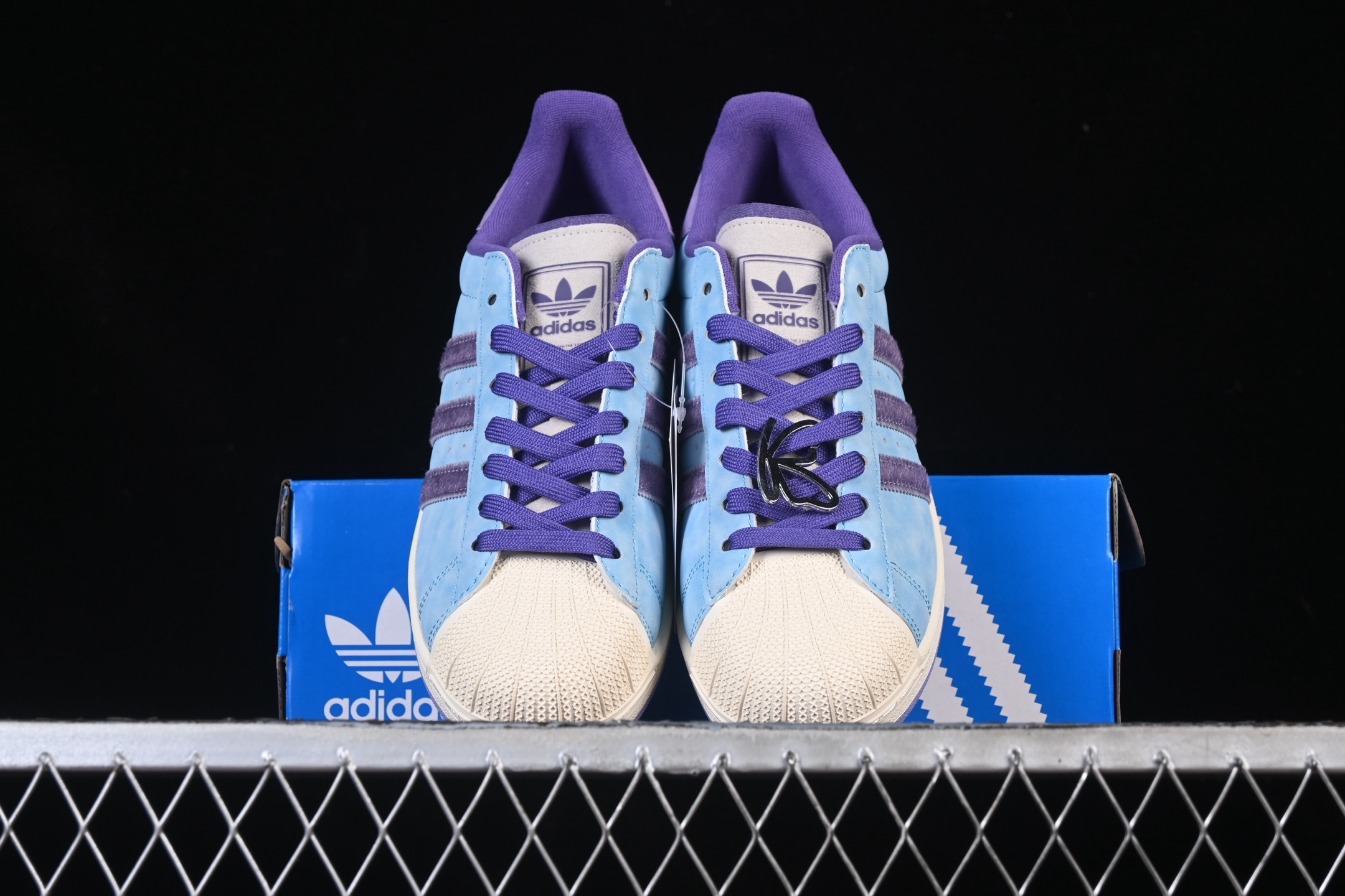 💰190纯原
 Adidas Originals Superstar II KI3533 贝壳头休闲板鞋
#专柜同步配色 原鞋开发 正确板鞋 原材原料 细节无敌 清洁度完美 诠释最高工艺
尺码：35 36 36.5 37.5 38 38.5 39 40 40.5 41 42 42.5 43 44 44.5 45 F.C3