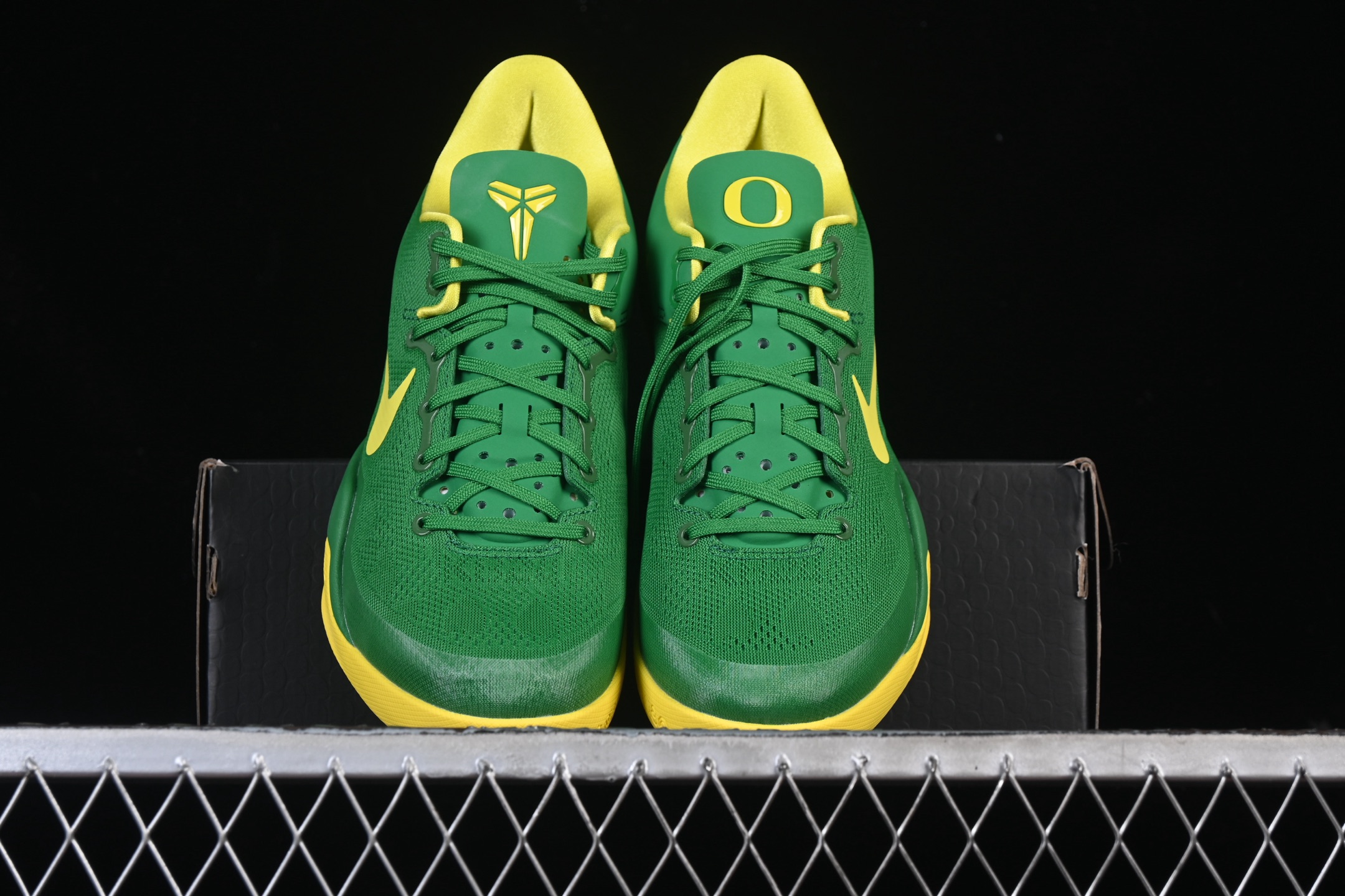 💰480外贸版 Nike Kobe 8 "SYSTEM" 科比8代 男子实战篮球鞋
#大厂出品 原楦原纸板 客供原厂材料开发 极致一眼正品既视感 细节如图所示
尺码：40 40.5 41 42 42.5 43 44 44.5 45 46 47.5 48.5 P.F6