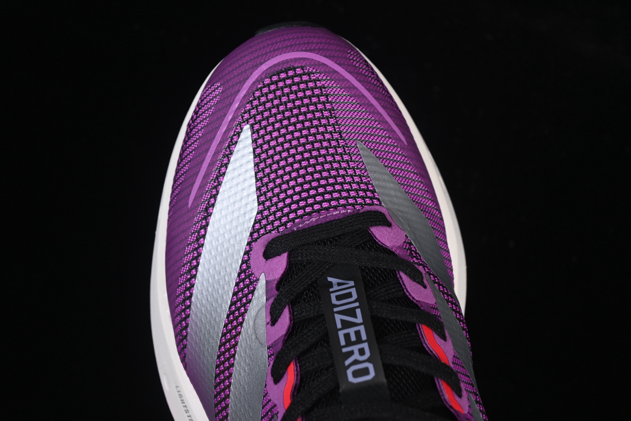 💰240纯原
Adidas Adizero Boston 13 JS4943 阿迪透气低帮跑步鞋
尺码：36 36.5 37 38 38.5 39 40 40.5 41 42 42.5 43 44 44.5 45 46 N.C3