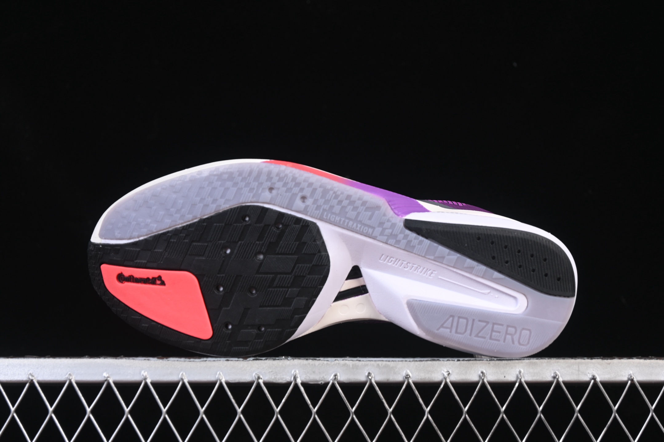 💰240纯原
Adidas Adizero Boston 13 JS4943 阿迪透气低帮跑步鞋
尺码：36 36.5 37 38 38.5 39 40 40.5 41 42 42.5 43 44 44.5 45 46 N.C3