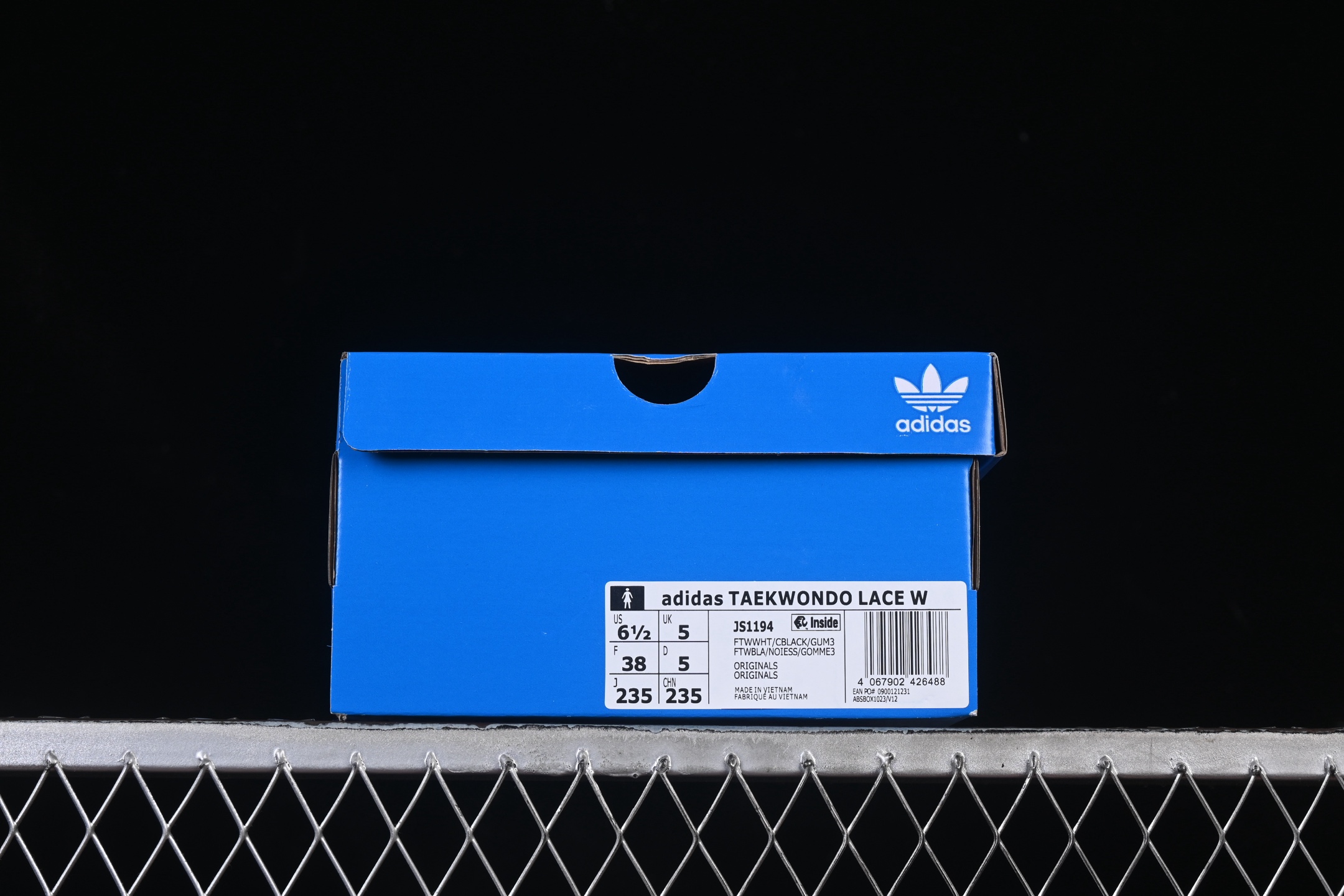 💰180纯原
 Adidas Originals Taekwondo JS1194 阿迪包裏性运动舒适防滑耐磨低帮训练鞋
尺码：35 36 36.5 37 38 38.5 39 40 40.5 41 42 42.5 43 44 44.5 45 C.C3