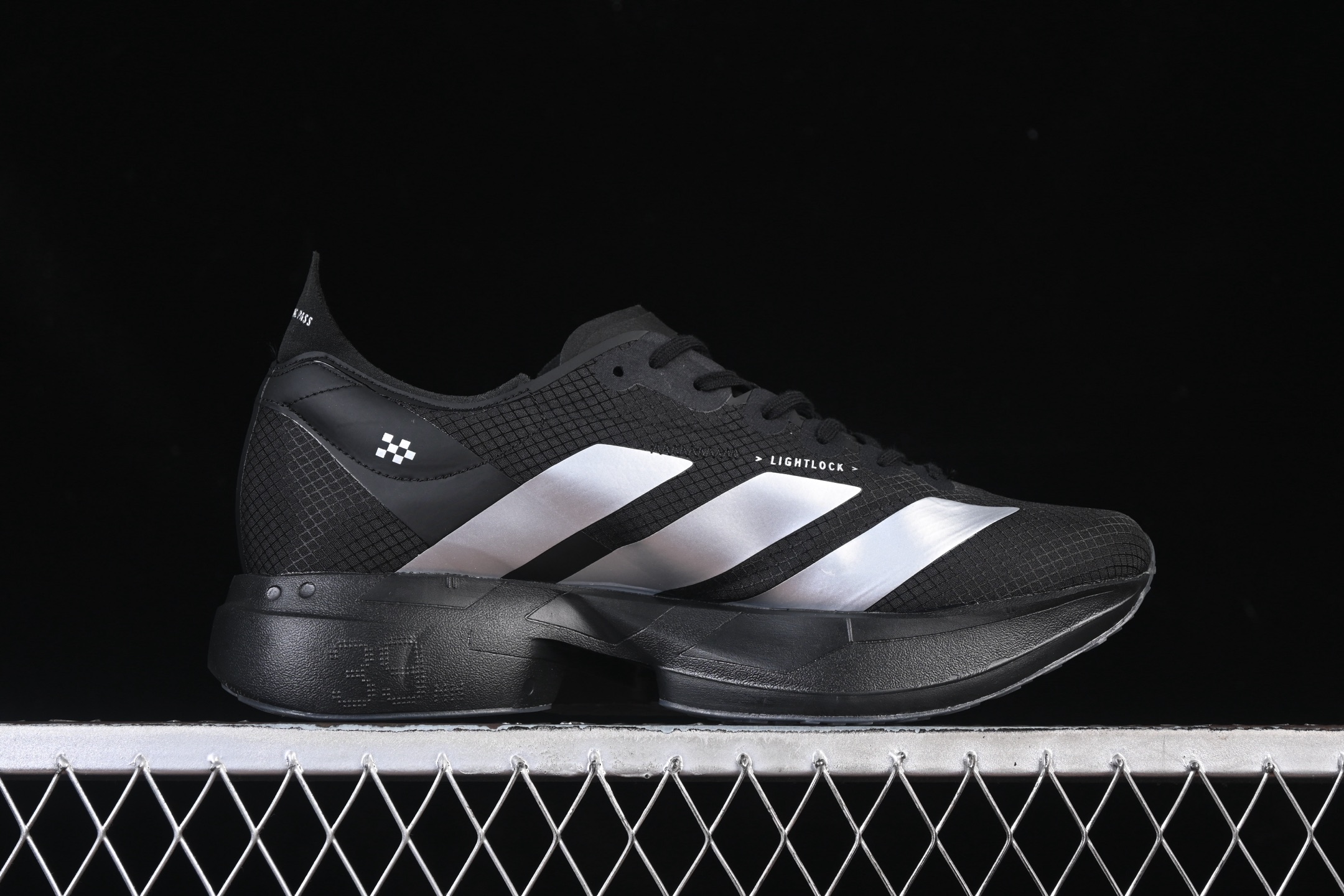 💰240纯原
Adidas Adizero Adios 4 M JR4887 阿迪透气轻盈低帮跑步鞋
尺码：36 36.5 37 38 38.5 39 40 40.5 41 42 42.5 43 44 44.5 45 46 7+C3