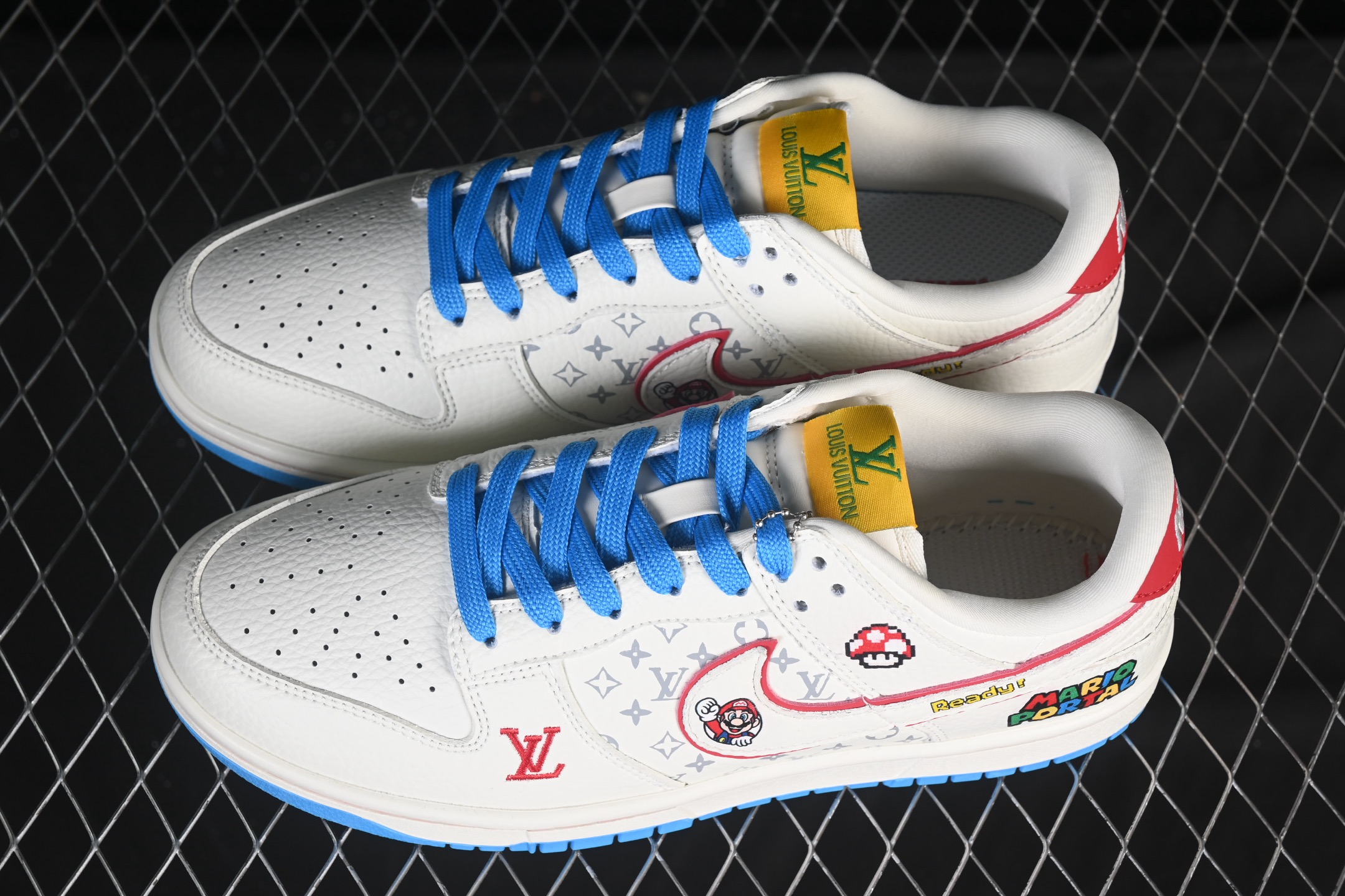 💰280公司级💰360纯原
 Nike SB Dunk Low 马里奥 三方联名 高端定制 低帮休闲板鞋 SC0601-472
#定制鞋盒 大厂纯原品质出货 超高清洁度 皮料切割干净无任何毛边 细节完美 
尺码：36 36.5 37.5 38 38.5 39 40 40.5 41 42 42.5 43 44 44.5 45 9.E5