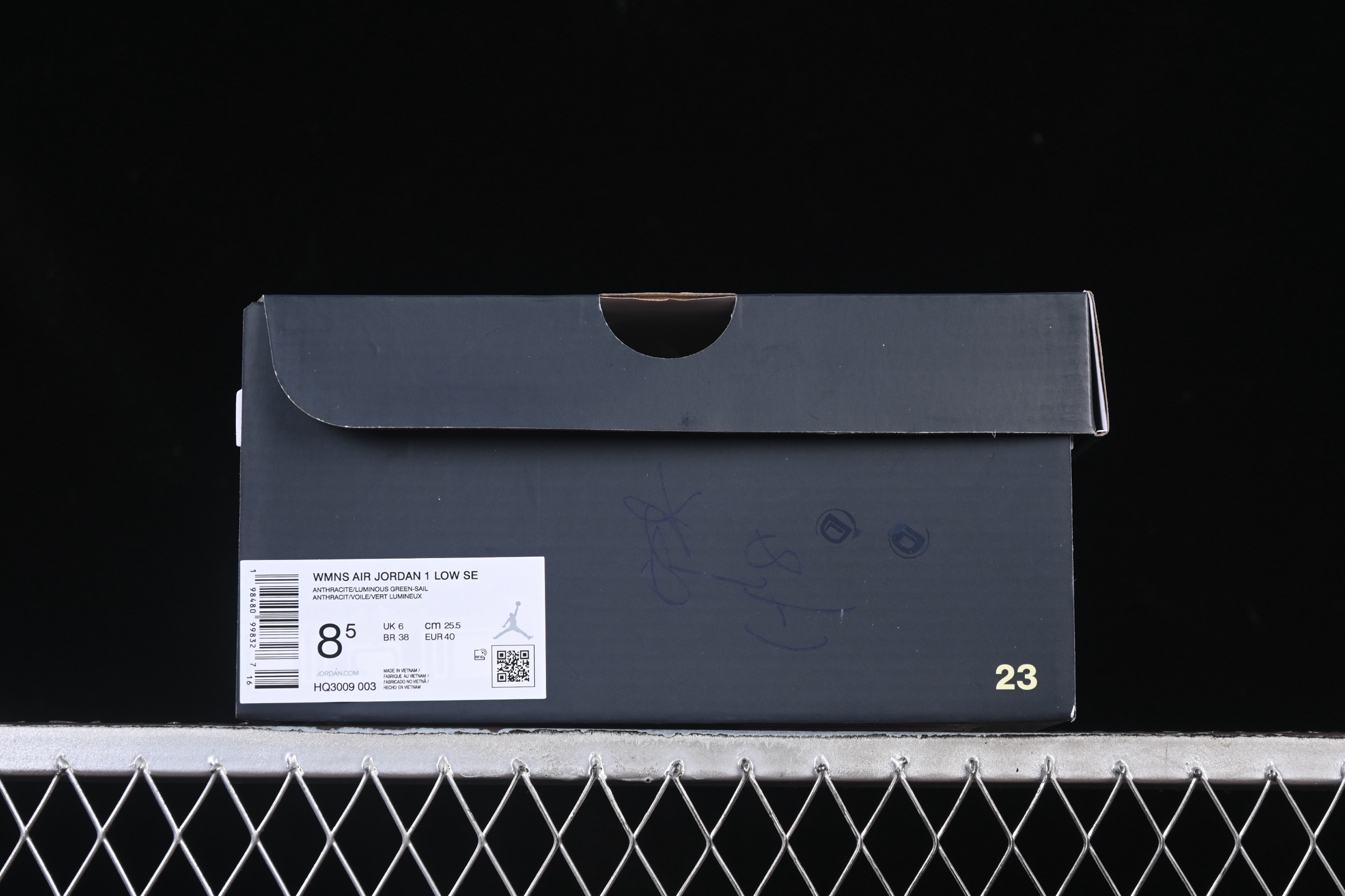 💰240纯原💰280顶级
 Air Jordan 1 Low AJ1 乔1篮球之子 低帮复古文化篮球鞋 HQ3009-003
#市售最高品质 原鞋开发 大厂代工流水线打造 公司货既视感 细节随意对比
尺码：35.5 36 36.5 37.5 38 38.5 39 40 40.5 41 42 42.5 43 44 44.5 45 46 H8D4