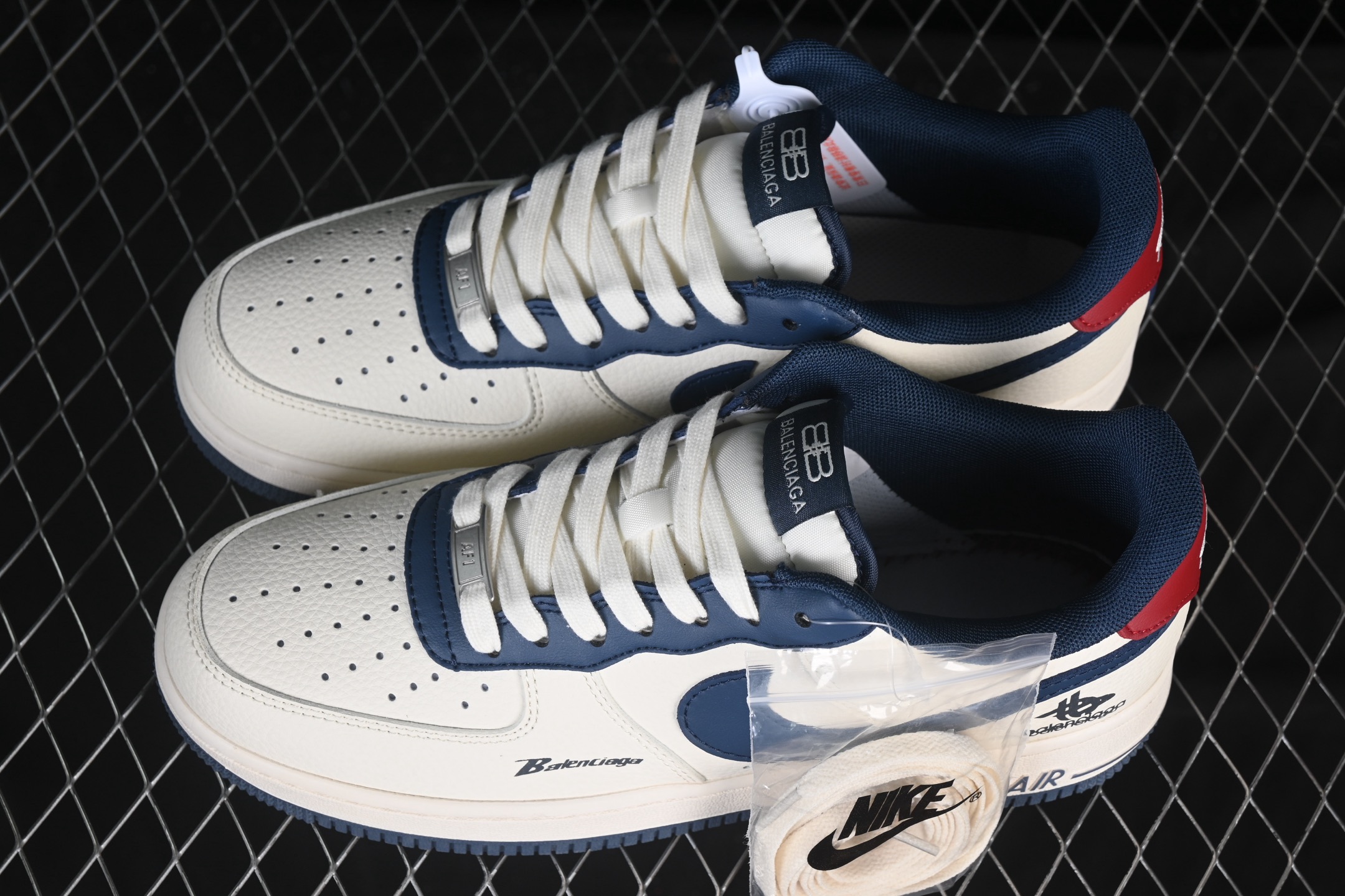 💰280纯原
 Nike Air Force 1'07 Low 空军一号低帮休闲板鞋 XD2588-604
#原楦头原纸板 原装鞋盒 定制五金配件 内置全掌气垫 原厂鞋底
尺码：36 36.5 37.5 38 38.5 39 40 40.5 41 42 42.5 43 44 44.5 45 K.D4