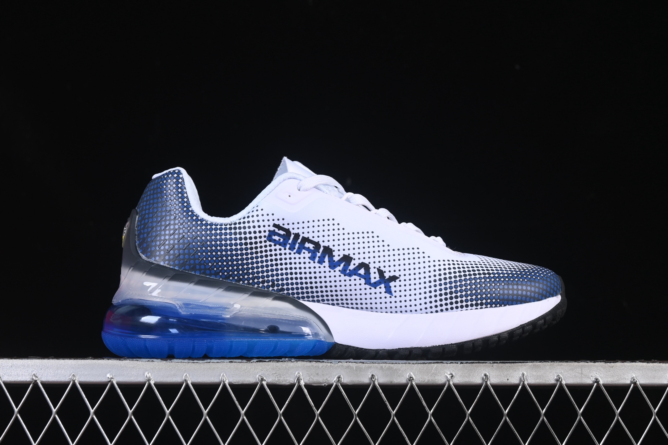 💰220纯原
Nike Air Max Phoenix 复古子弹气垫运动跑步鞋 FZ5307-101
尺码：39 40 40.5 41 42 42.5 43 44 44.5 45 7+C3