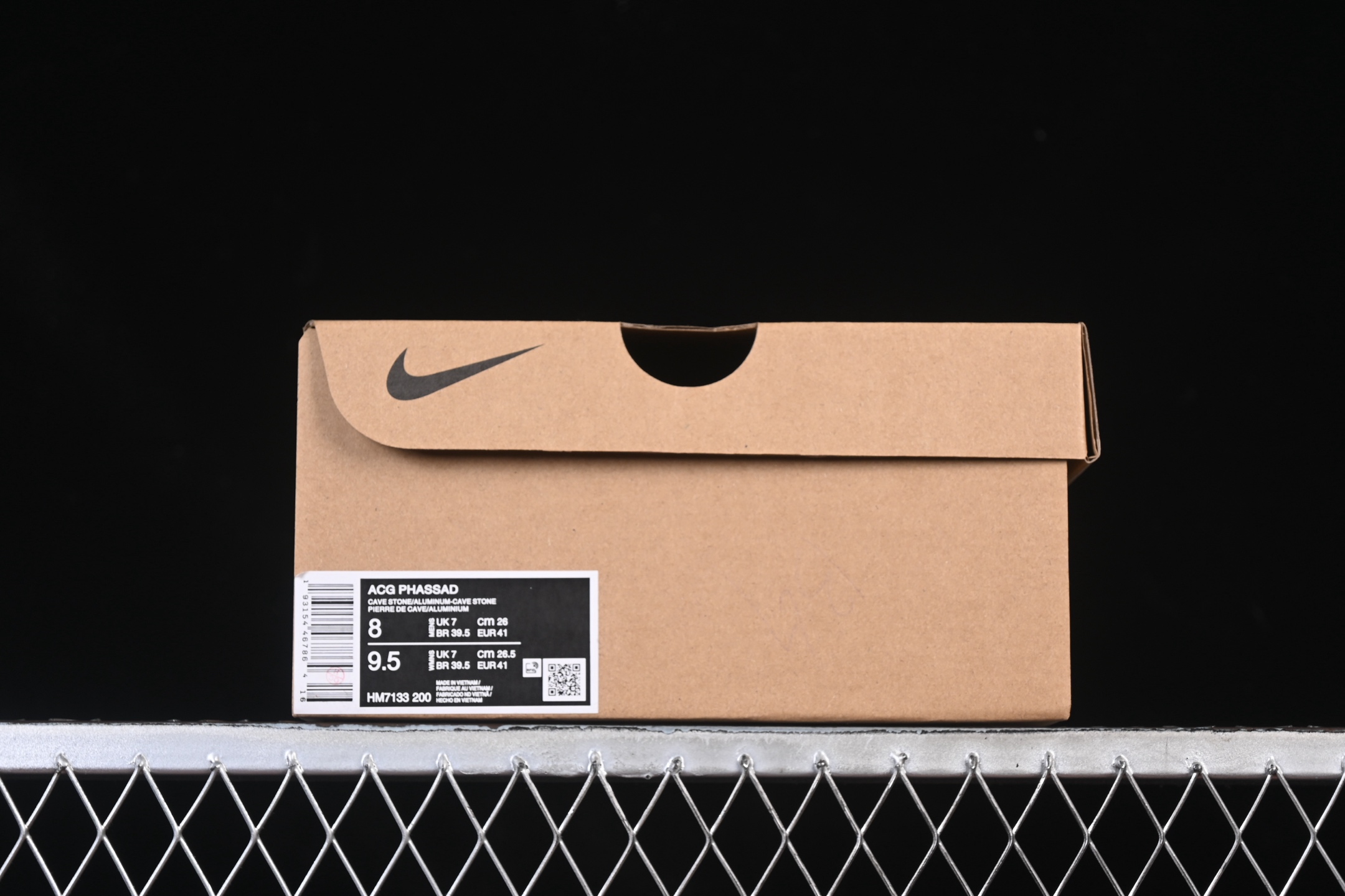 💰220纯原
 Nike ACG Phassad 耐克时尚舒适 抓地登山徒步鞋 HM7133-200
#原楦原纸版数据开发 采用网状防撕裂面料制成鞋面材质 内里嵌入定型海绵 内置真Zoom气垫装置
尺码：36 36.5 37.5 38 38.5 39 40 40.5 41 42 42.5 43 44 44.5 45 B.D4