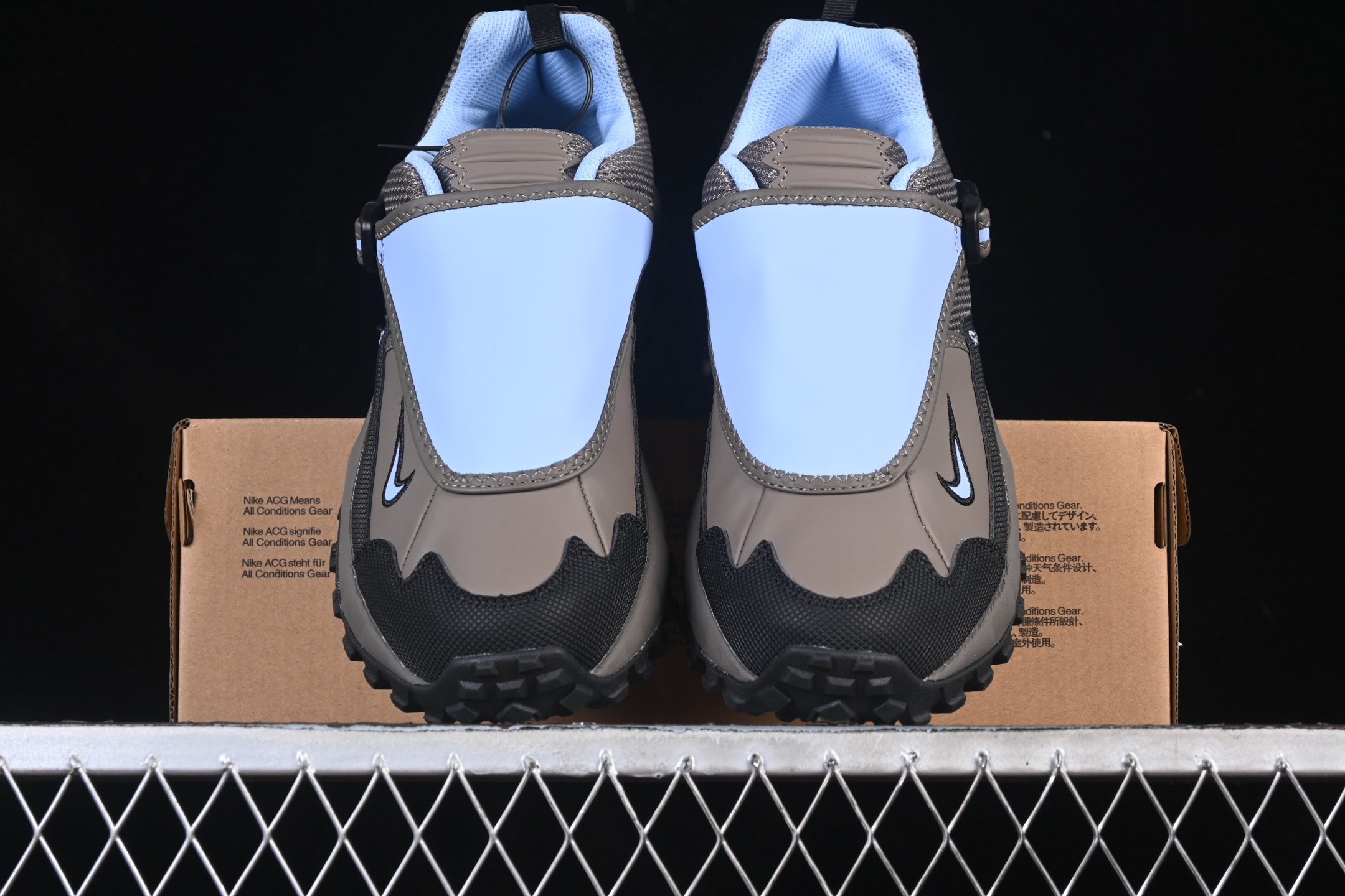 💰220纯原
 Nike ACG Phassad 耐克时尚舒适 抓地登山徒步鞋 HM7133-200
#原楦原纸版数据开发 采用网状防撕裂面料制成鞋面材质 内里嵌入定型海绵 内置真Zoom气垫装置
尺码：36 36.5 37.5 38 38.5 39 40 40.5 41 42 42.5 43 44 44.5 45 B.D4