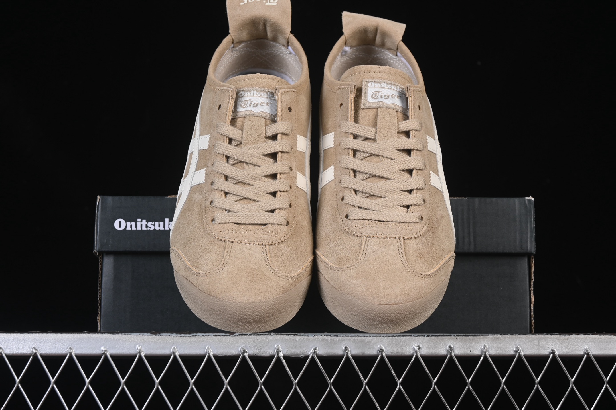 💰150真标💰180公司级💰220纯原
OnitsukaTiger/鬼塚虎 Mexico 66 低邦休闲跑步鞋 1183C520-201
尺码:36 37 37.5 38 39 39.5 40.5 41.5 42 42.5 43.5 44 44.5 45 B.D4