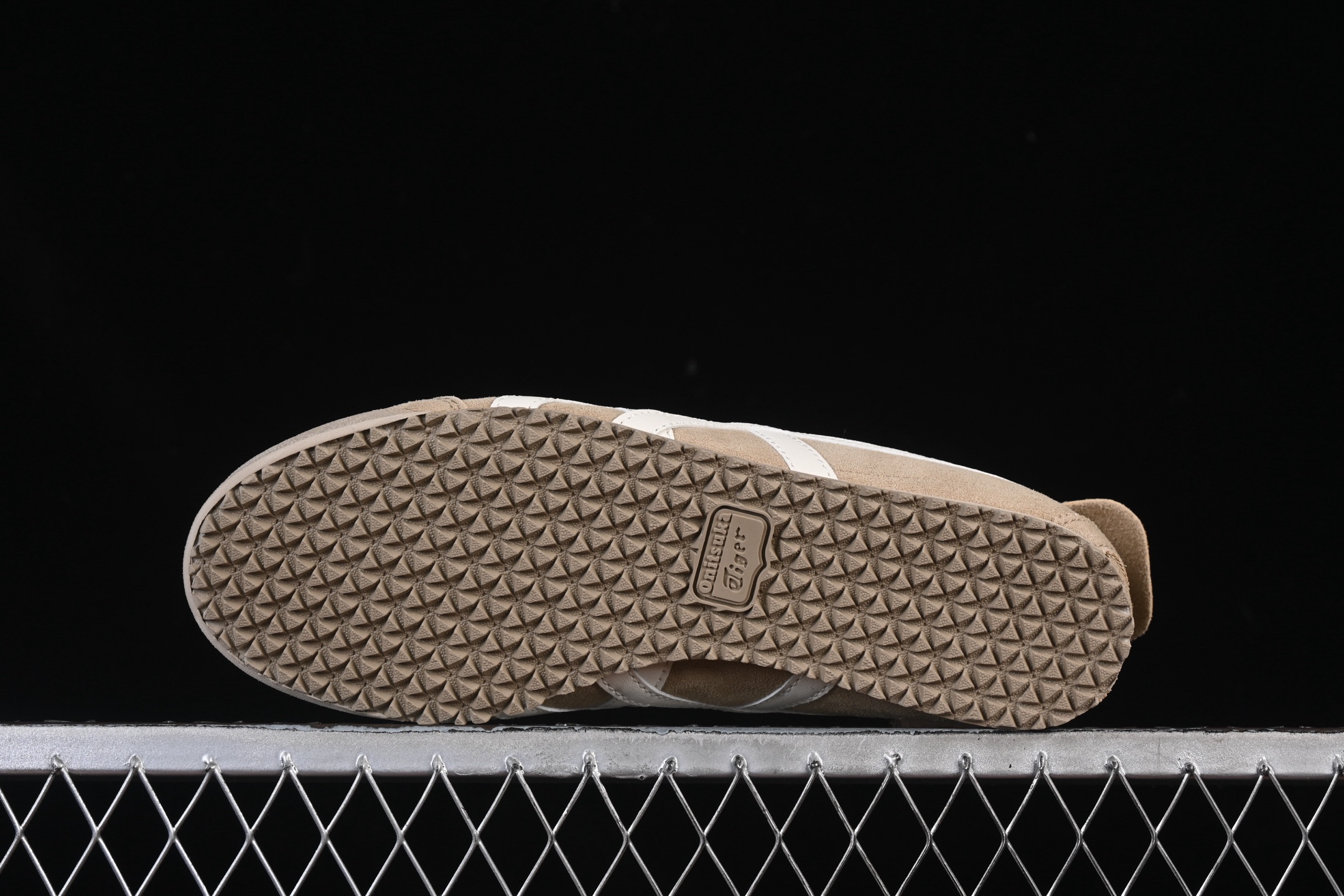 💰150真标💰180公司级💰220纯原
OnitsukaTiger/鬼塚虎 Mexico 66 低邦休闲跑步鞋 1183C520-201
尺码:36 37 37.5 38 39 39.5 40.5 41.5 42 42.5 43.5 44 44.5 45 B.D4