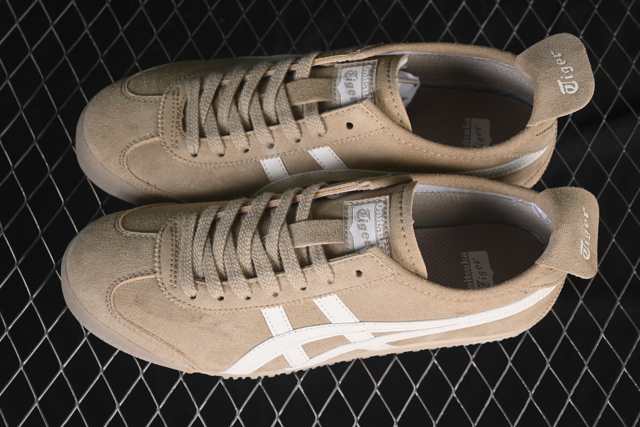 💰150真标💰180公司级💰220纯原
OnitsukaTiger/鬼塚虎 Mexico 66 低邦休闲跑步鞋 1183C520-201
尺码:36 37 37.5 38 39 39.5 40.5 41.5 42 42.5 43.5 44 44.5 45 B.D4